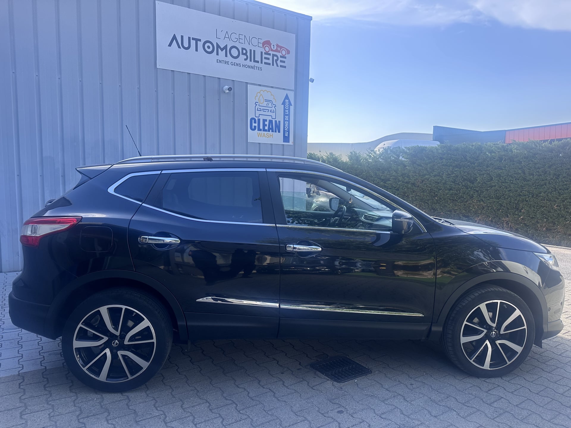 Nissan Qashqai 1.6 dCi 16V 2WD S&S 130 cv tekna — 2