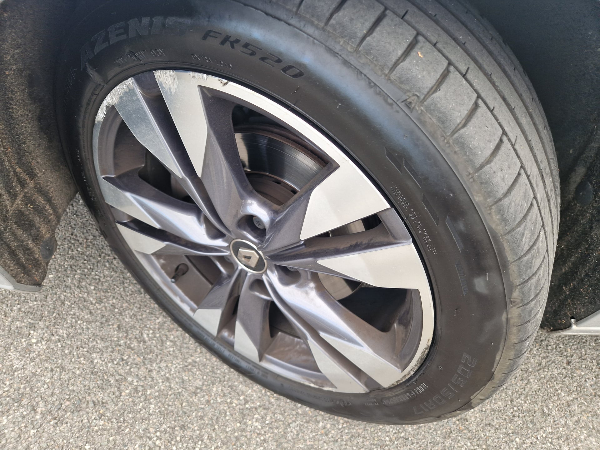 Renault Megane IV 1.5 DCI 115 BLUE INTENS EDC — 40