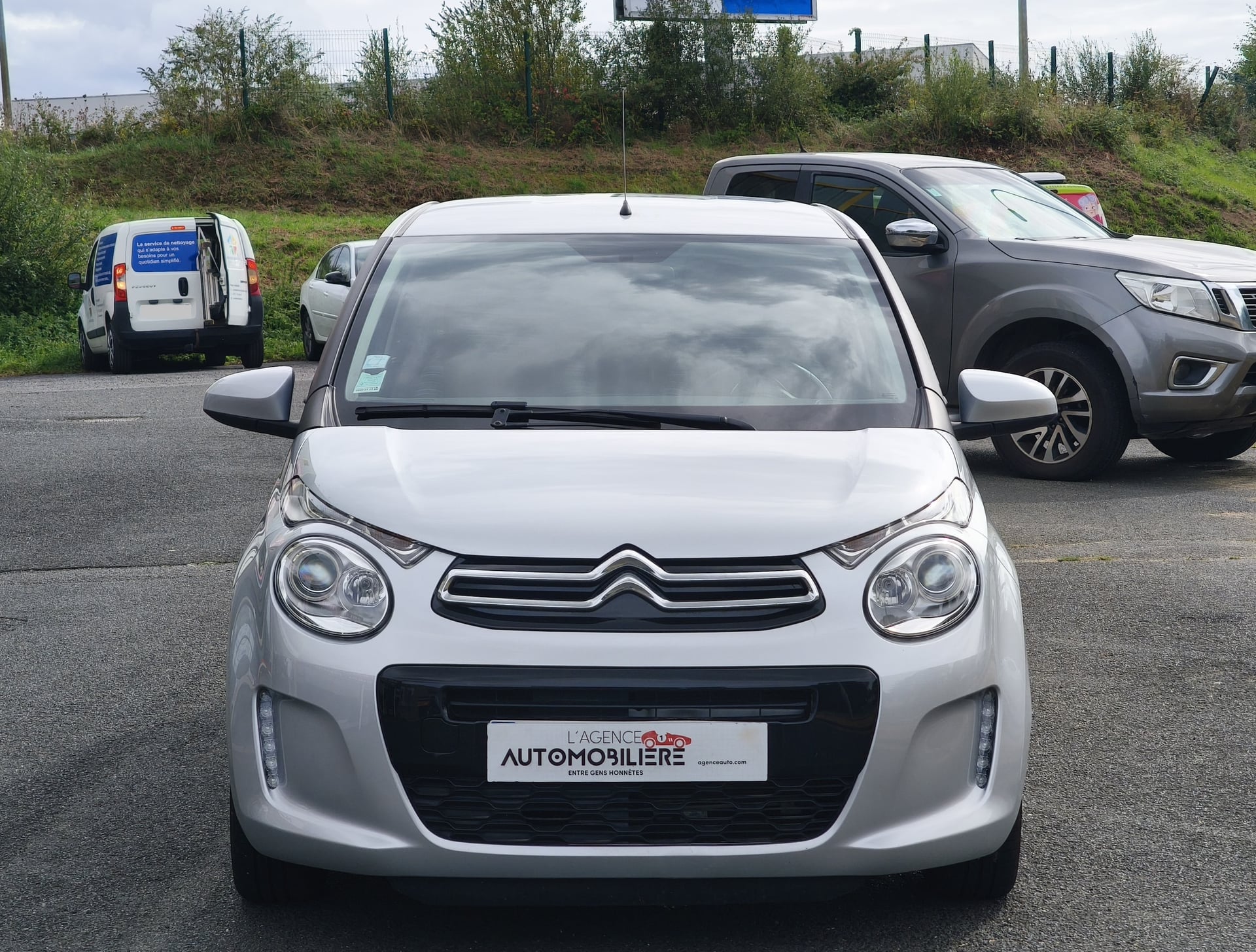 Citroen C1 1.2 vti 82 ch SHINE 1ère main — 2