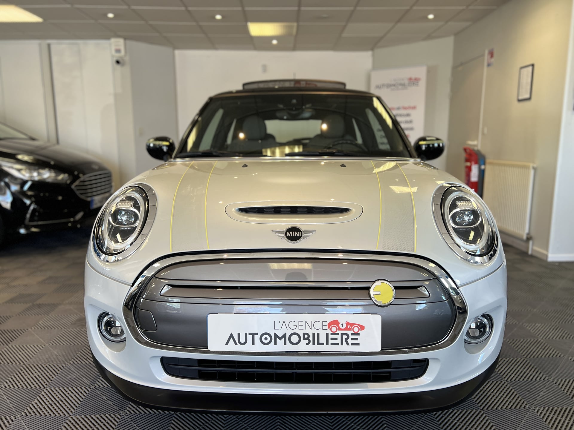 Mini Mini Cooper SE 184CV Greenwich Historique Constructeur Toit Ouvrant sièges chauffant — 26