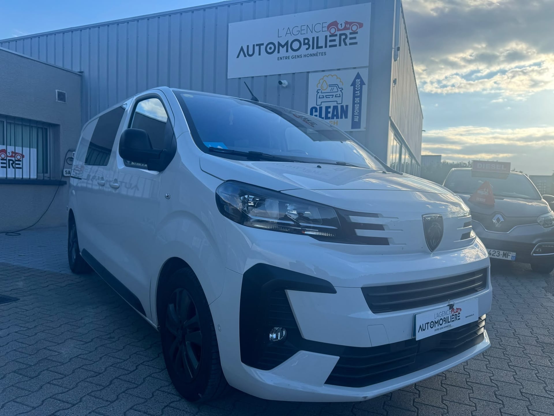 Peugeot Expert Compact 2.0L BlueHDi 16V 177CV