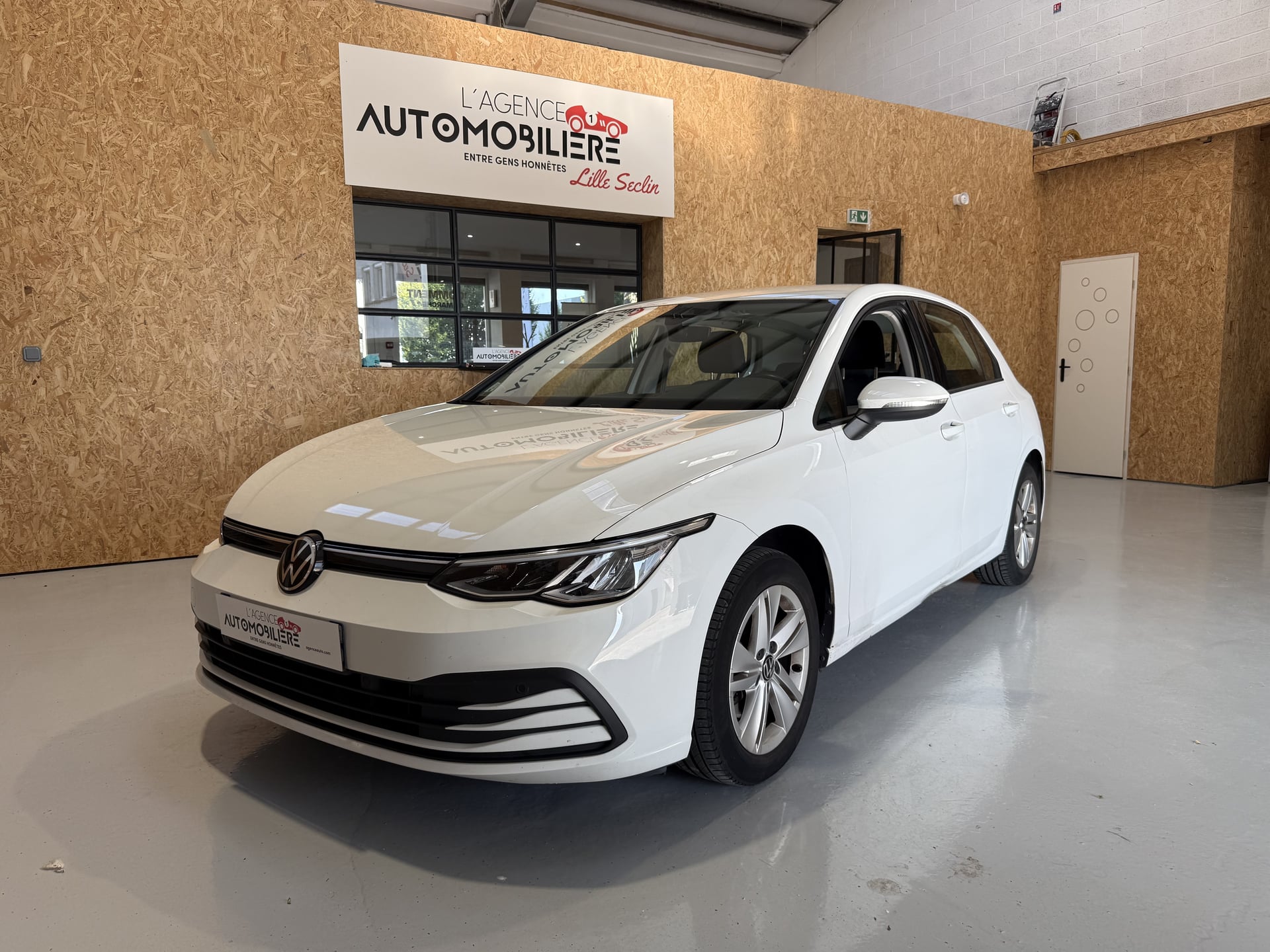Volkswagen Golf 1.0 TSI 110 LIFE BUSINESS