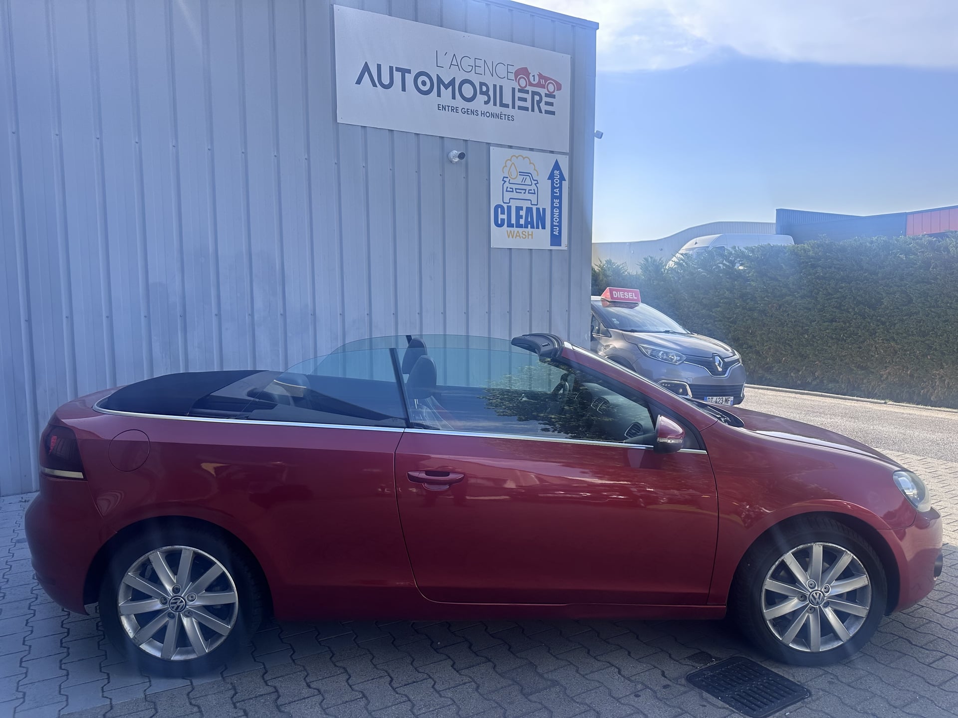 Volkswagen Golf 1.6 TDi 16V FAP 105 cv CARAT — 2