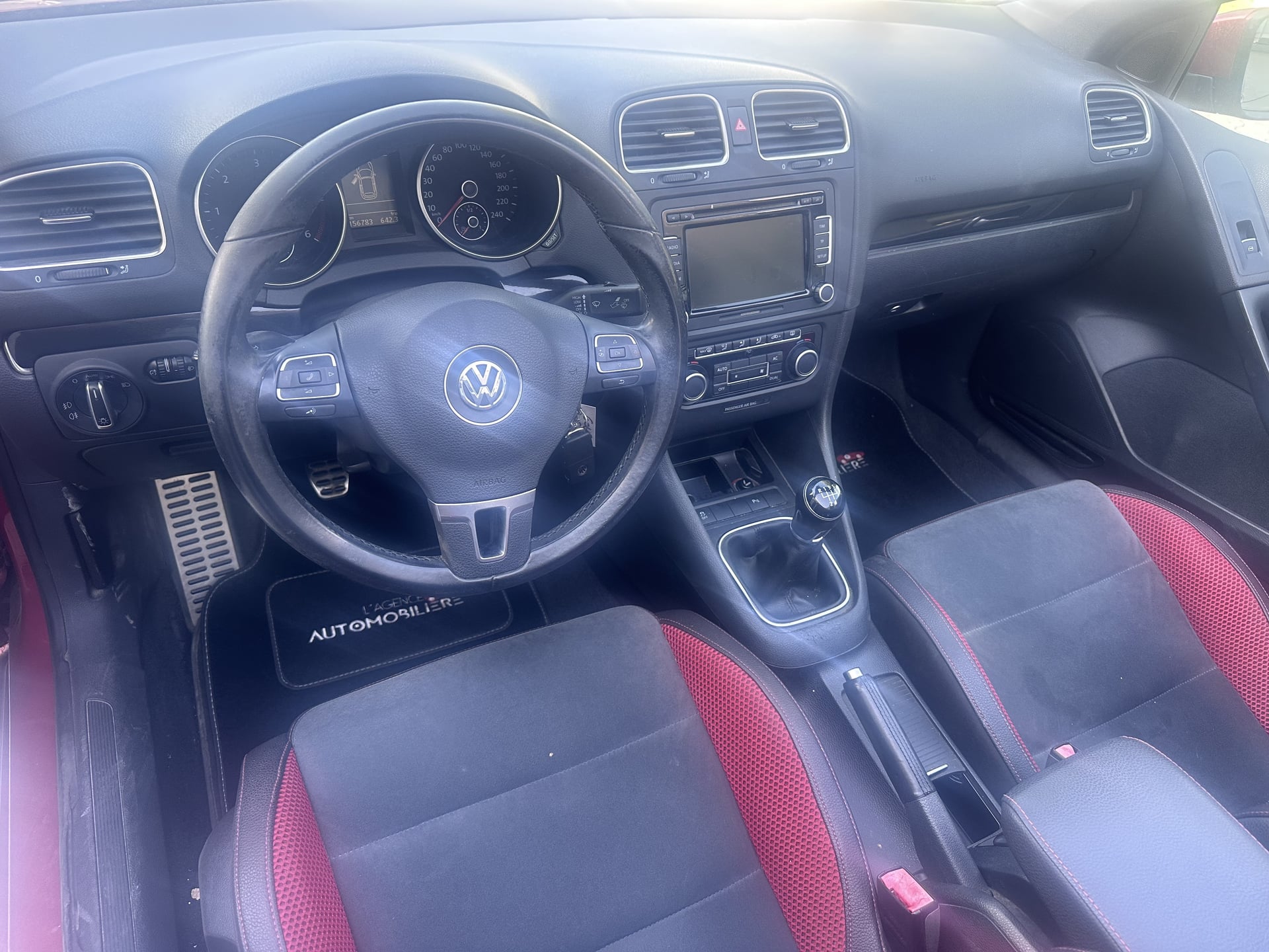 Volkswagen Golf 1.6 TDi 16V FAP 105 cv CARAT — 13