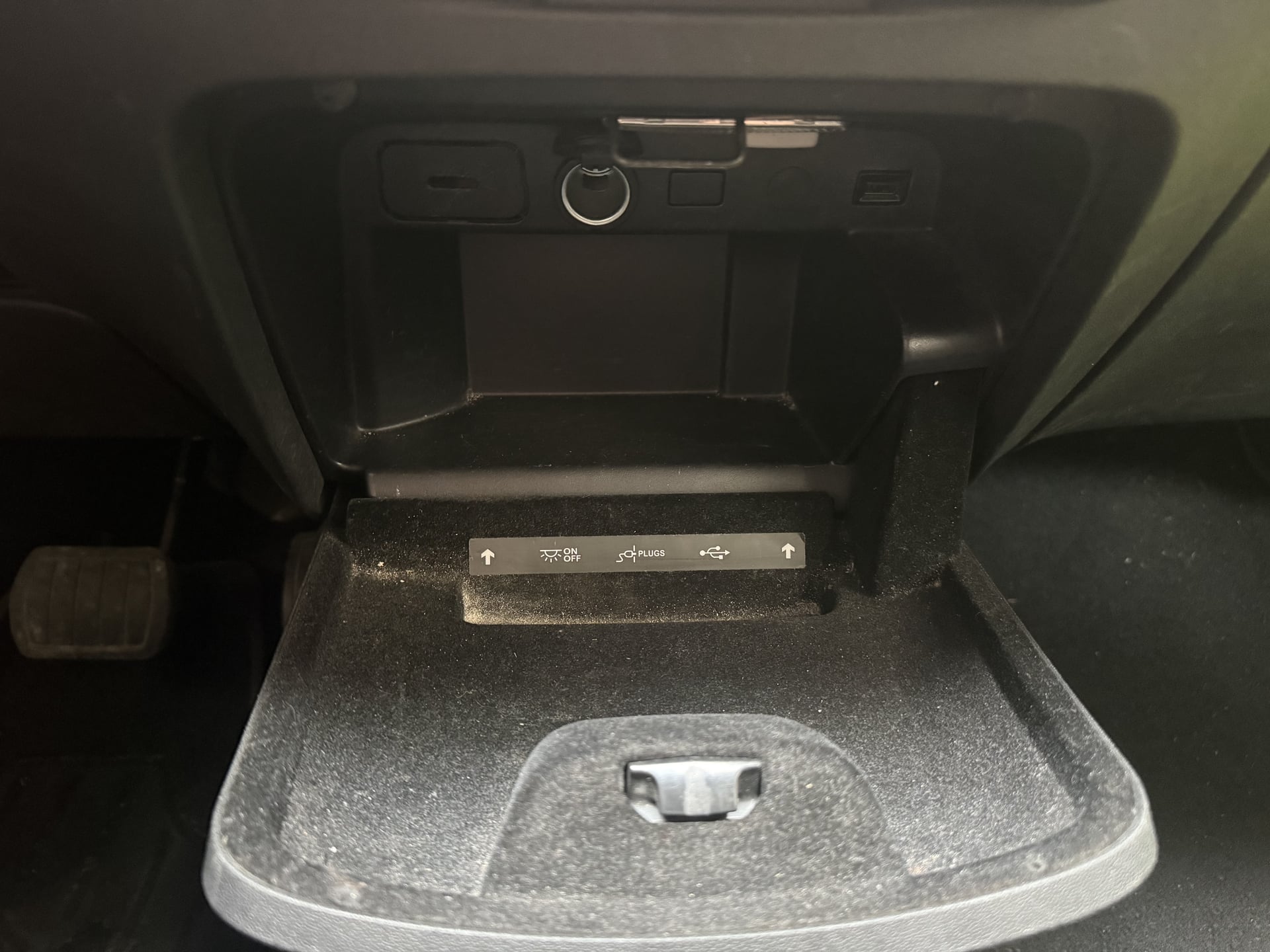 Citroen C4 Spacetourer 1.5 BlueHDi 130ch Feel EAT8 - 7 places — 27