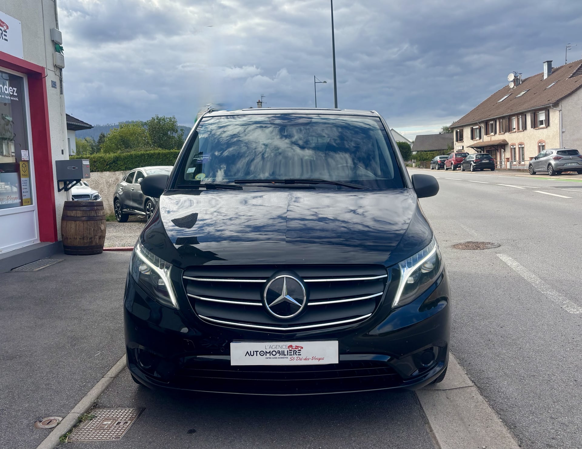 Mercedes-Benz Vito Combi Mixto 119 1.9 CDI 16CV 9G-TRONIC 190 ch — 2