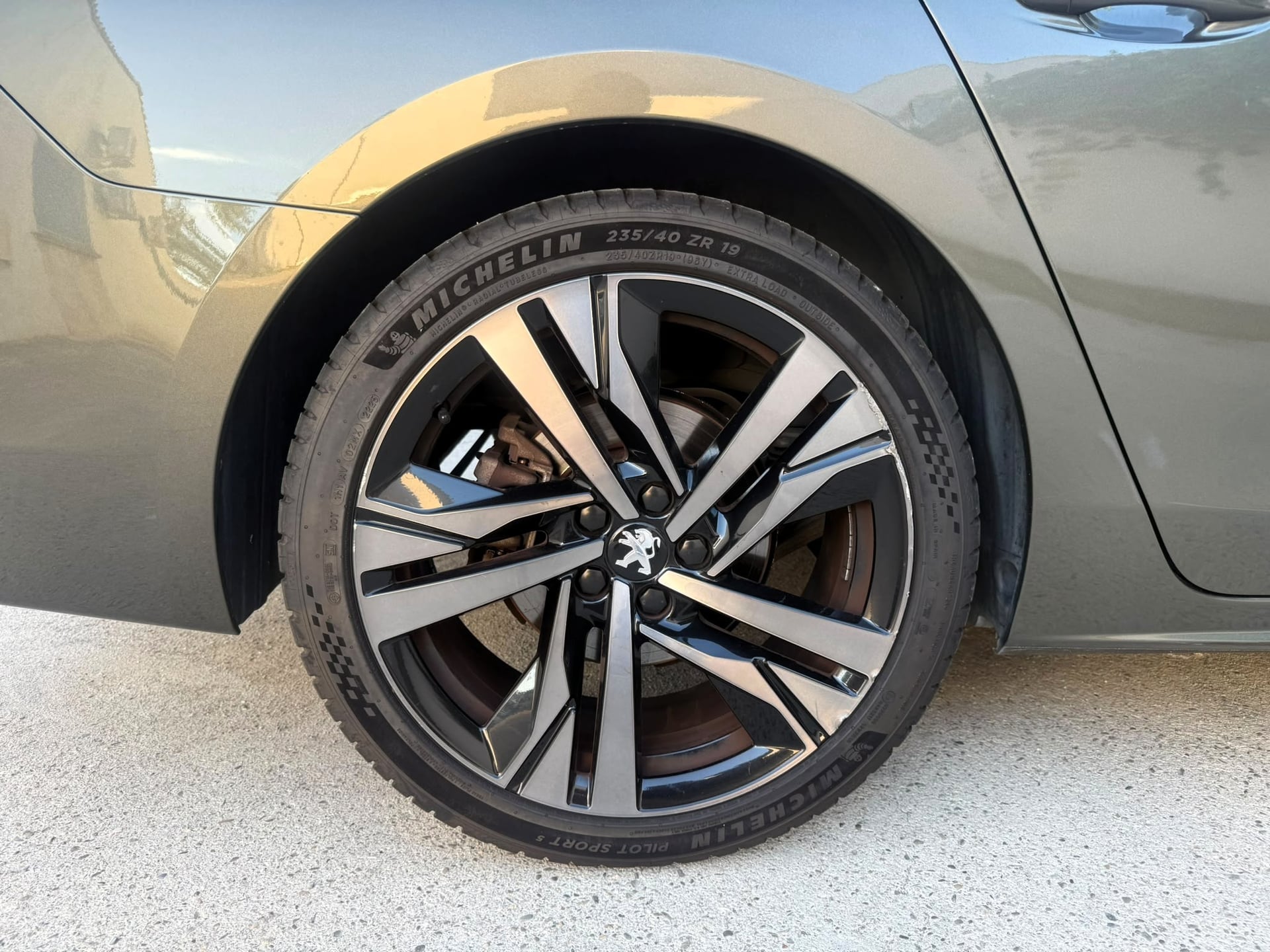 Peugeot 508 SW GENERATION-II SW 1.6 225 GT FIRST EDITION EAT BVA — 29