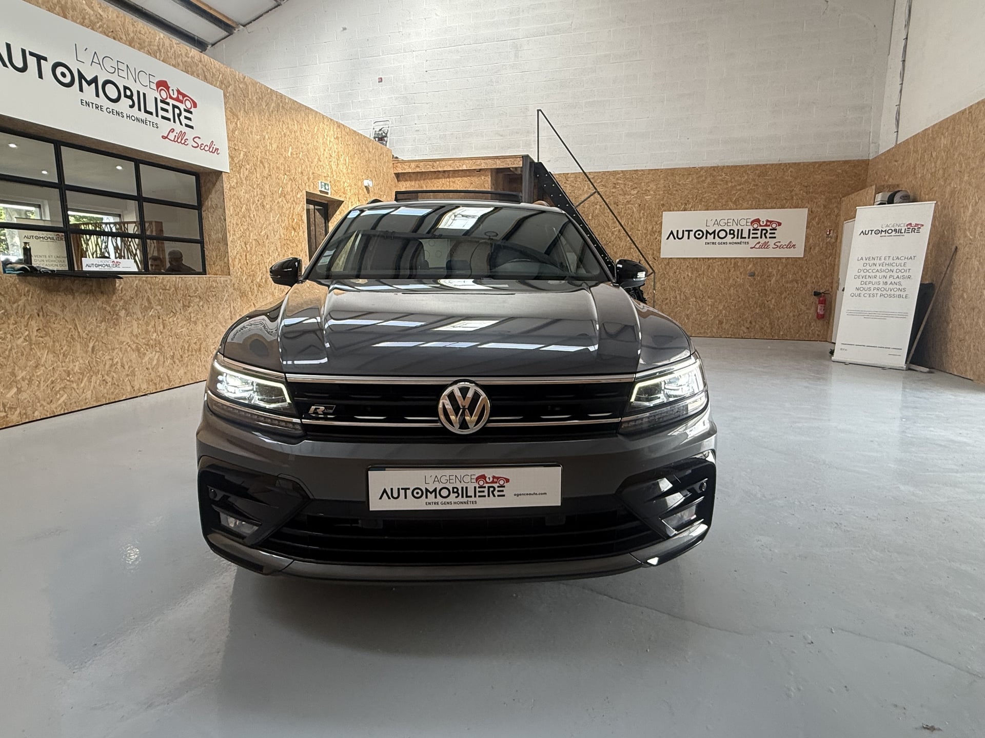 Volkswagen Tiguan 2.0 TDI 150ch Black R-Line DSG7 Euro6d-T — 2