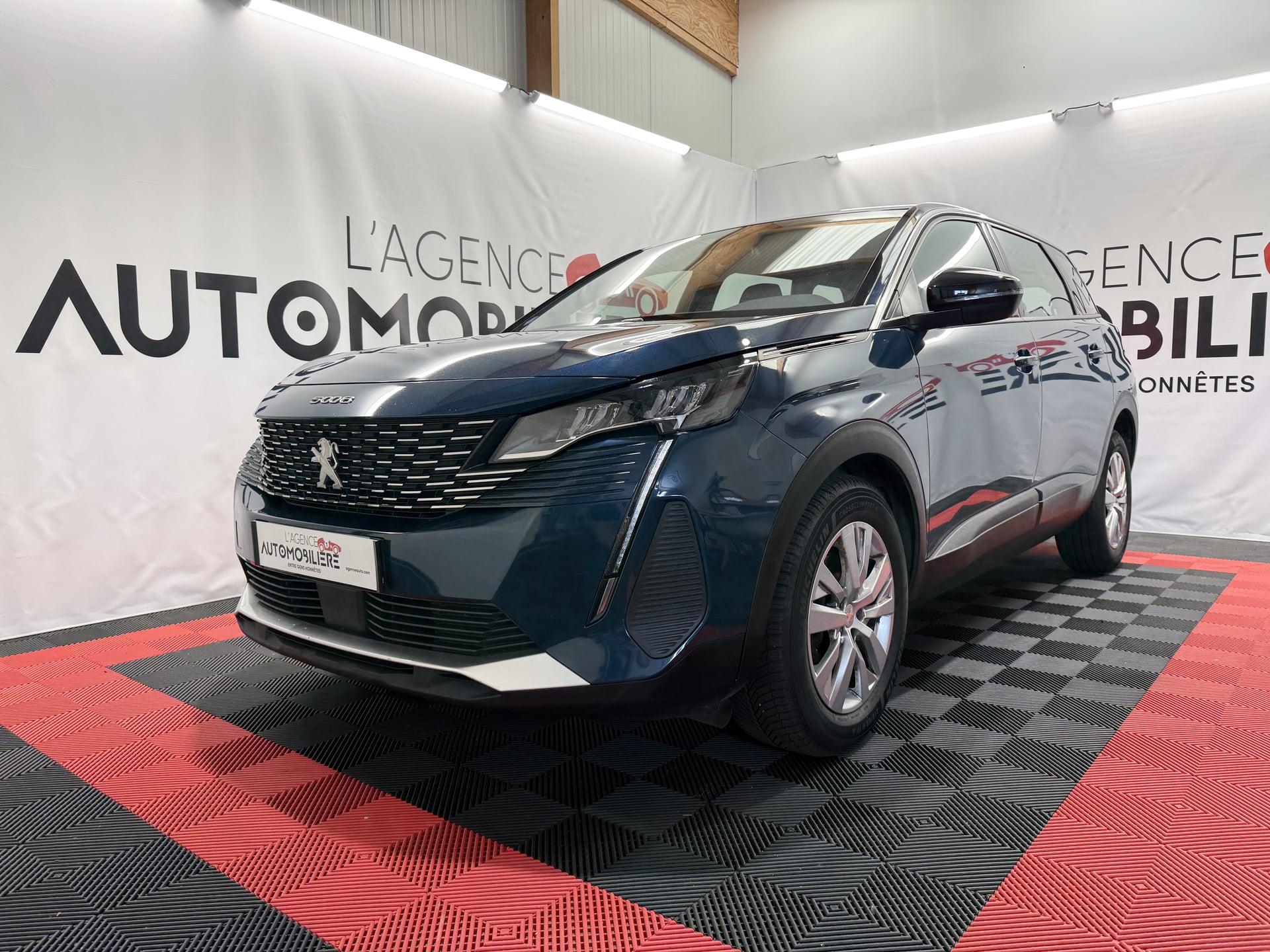Peugeot 5008 II (2) 1.2 PURETECH 130 S&S ACTIVE PACK EAT8 (Distribution faite)