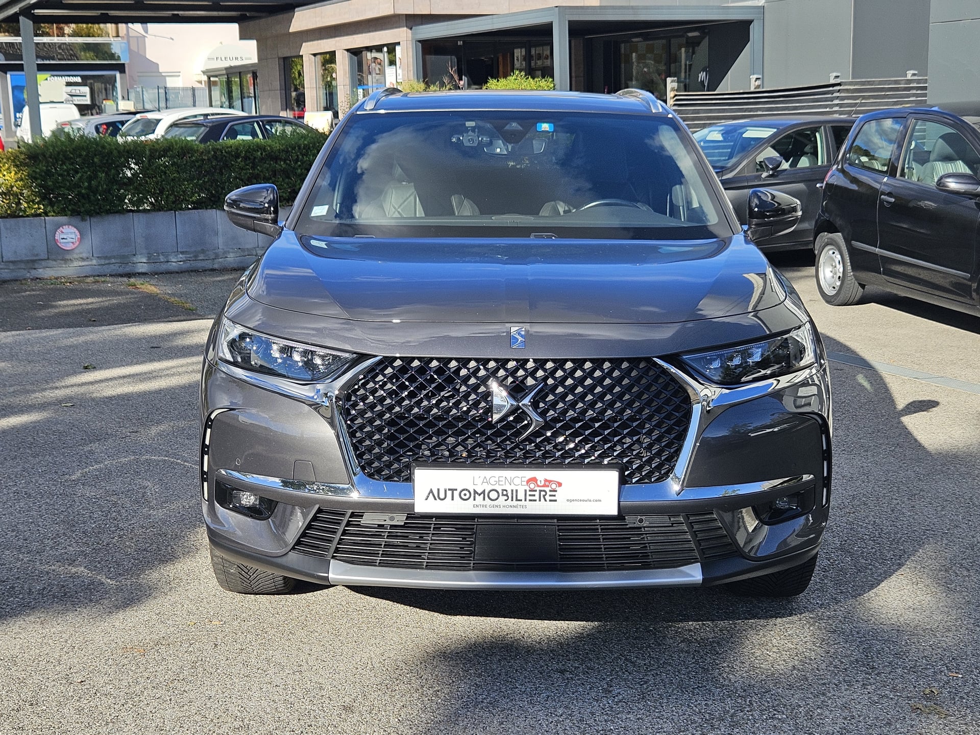 DS DS7 CROSSBACK 1.6 180 CV RIVOLI ( Sièges chauffants / Climatisés - Toit Ouvrant - Pare brise chauffant ...) — 2