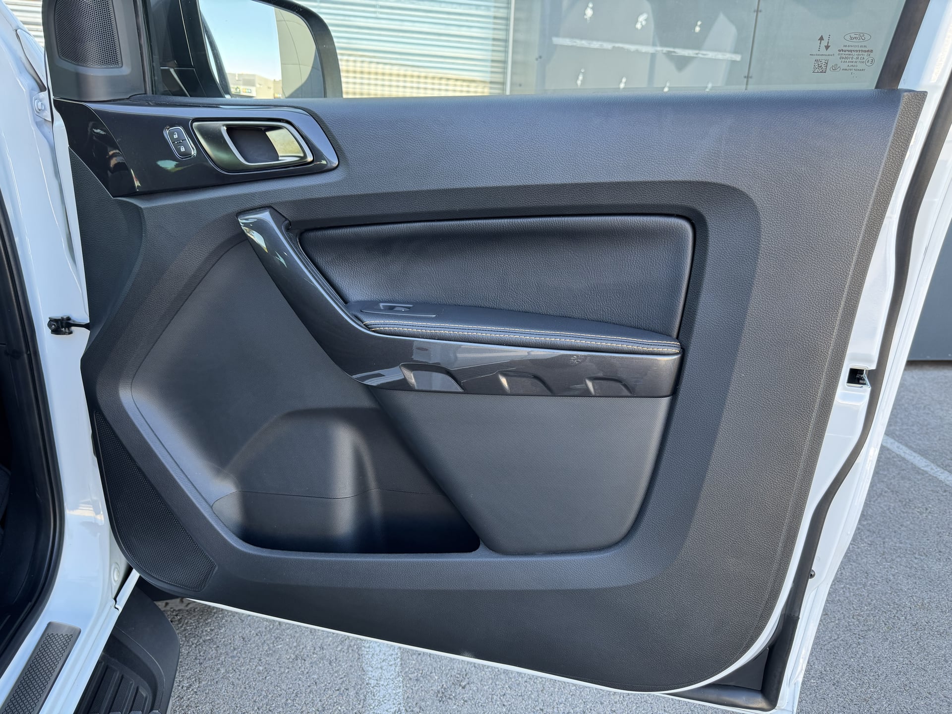 Ford Ranger 2.0l Ecoblue 213ch BVA10 Wildtrack état neuf — 38