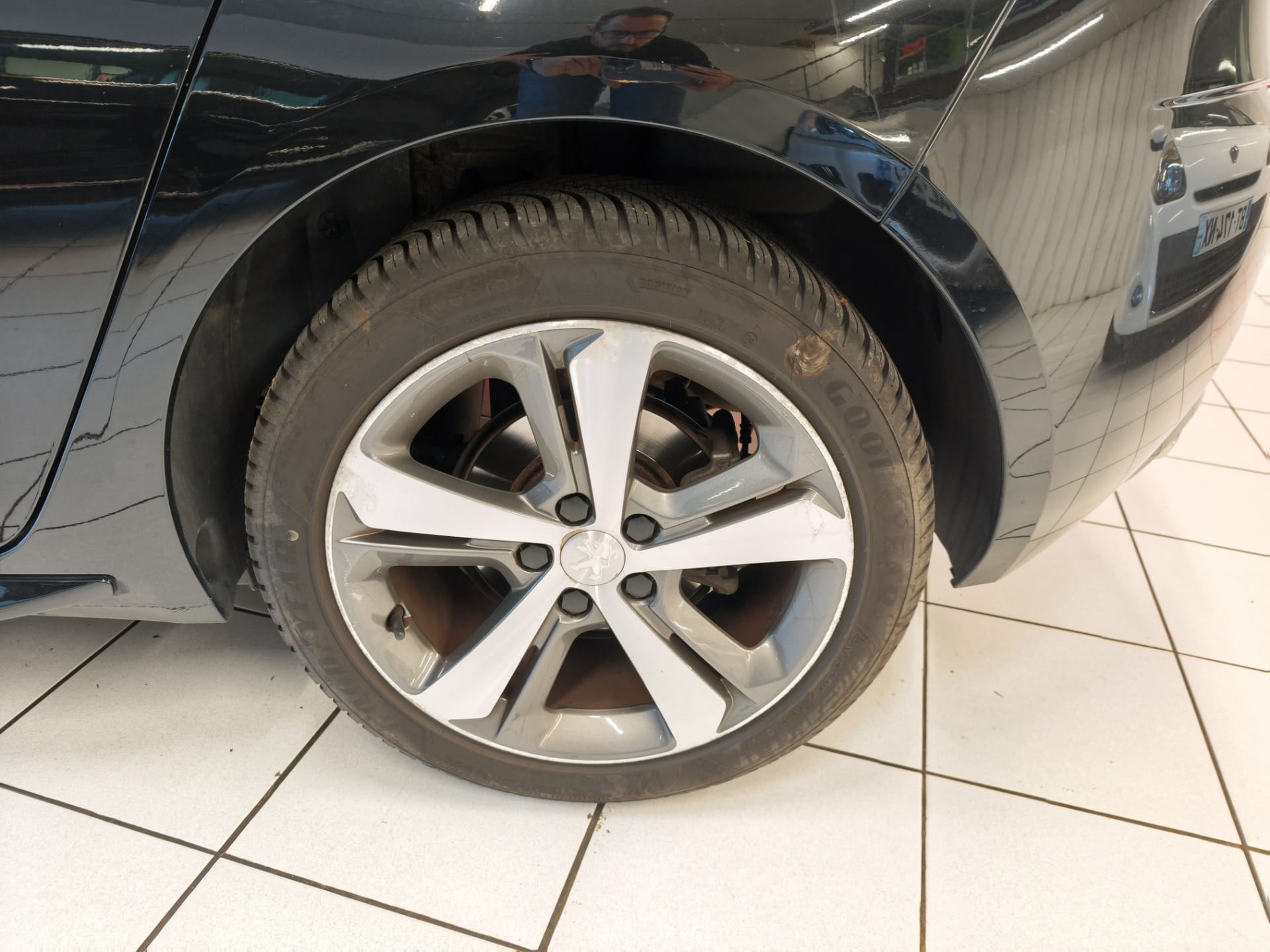 Peugeot 308 308 GT LINE 1.6L BLUE-HDI EAT6 150CV INT CUIR CHAUFFANT — 15