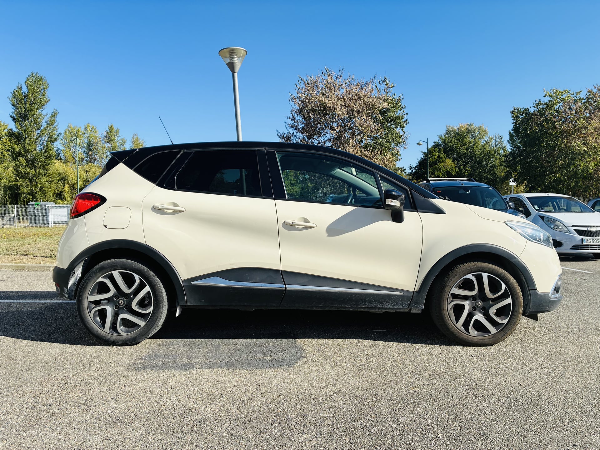 Renault Captur 1.2 INTENS 120cv - Distribution à jour - Vidange de Boîte OK — 2