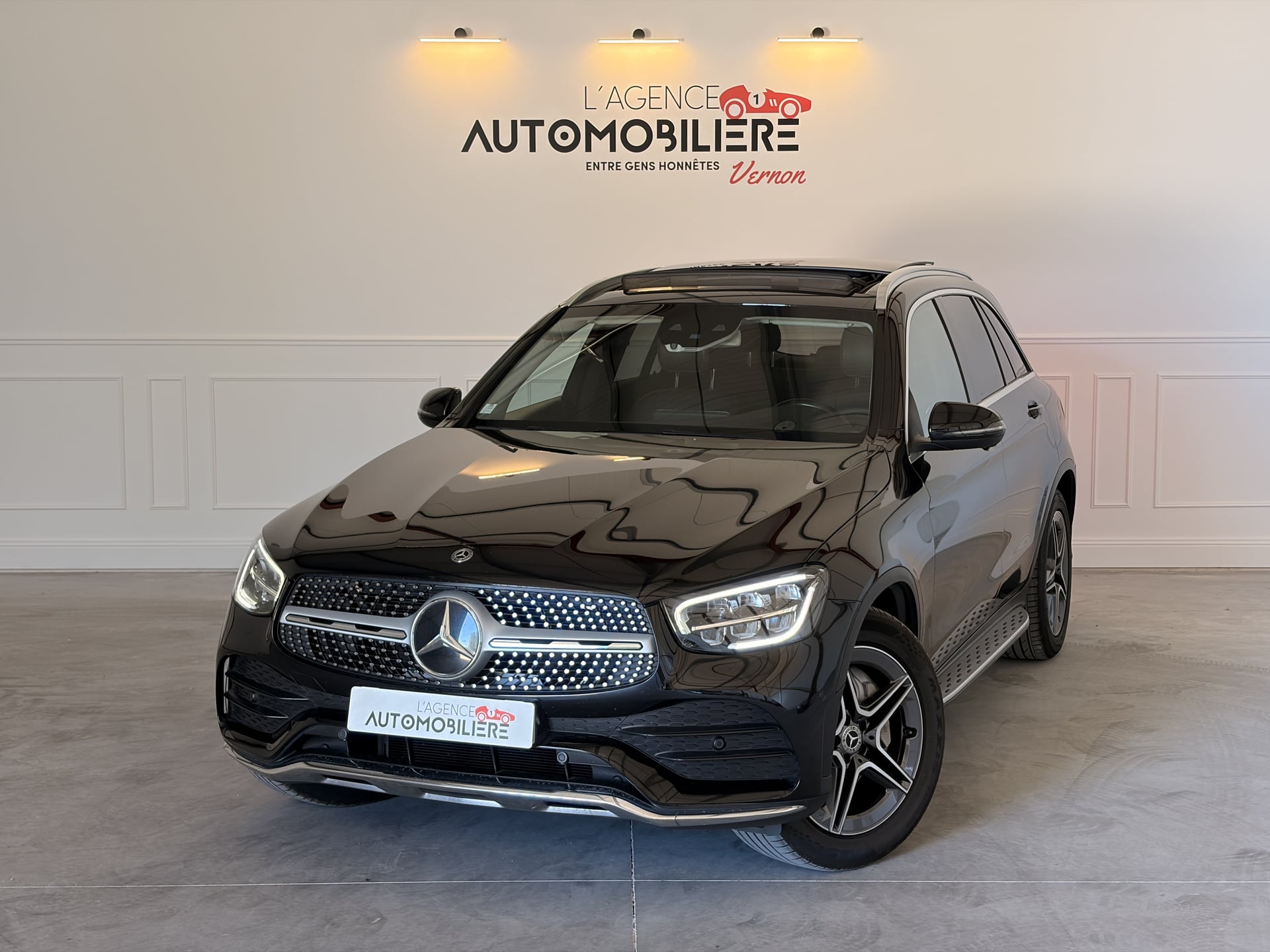 Mercedes-Benz GLC (2) 220 D AMG LINE LAUNCH EDITION 4MATIC 9G-TRONIC