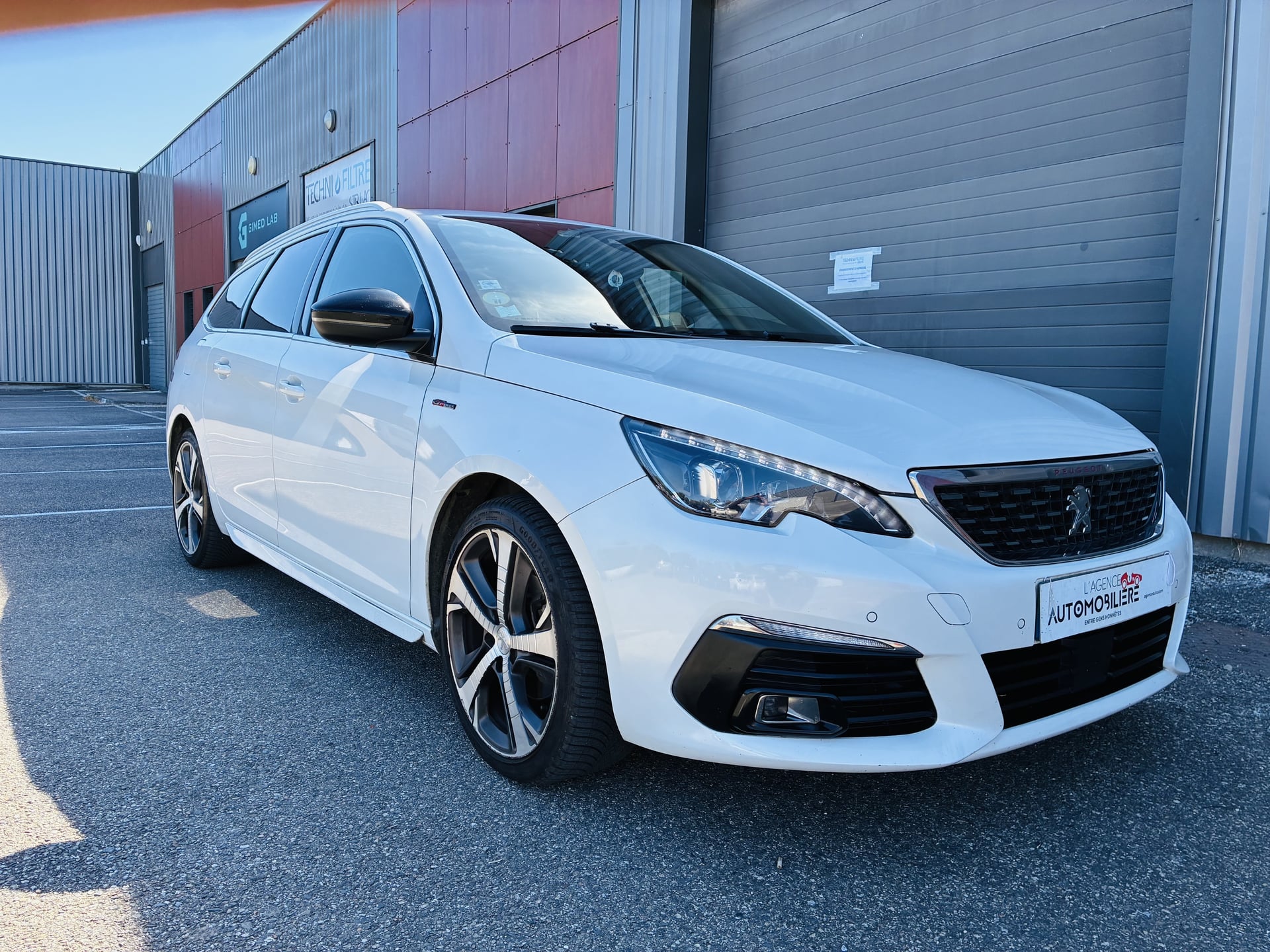 Peugeot 308 SW 1.5 BlueHDI GT LINE 130cv EAT8 - ENTRETIEN Full PEUGEOT