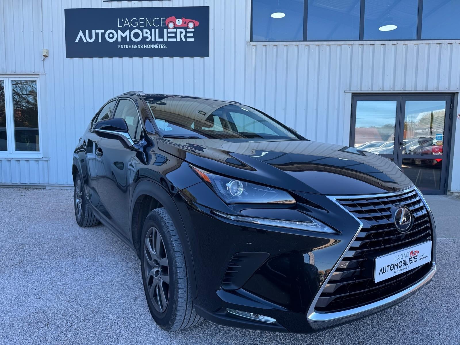 Lexus NX 300h 197 CV 4WD PACK BUSINESS