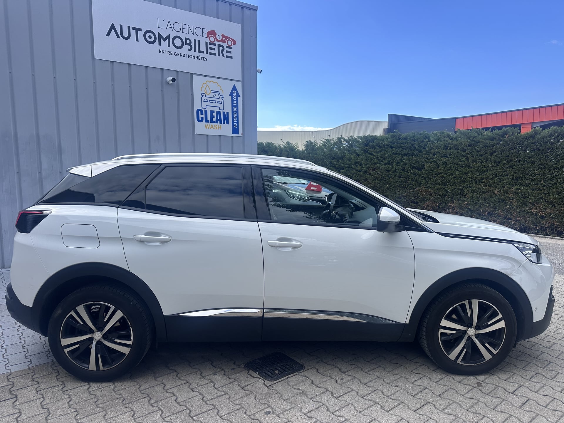 Peugeot 3008 1.6 THP 16V EAT8 S&S 180 CV / ALLURE PLUS — 2