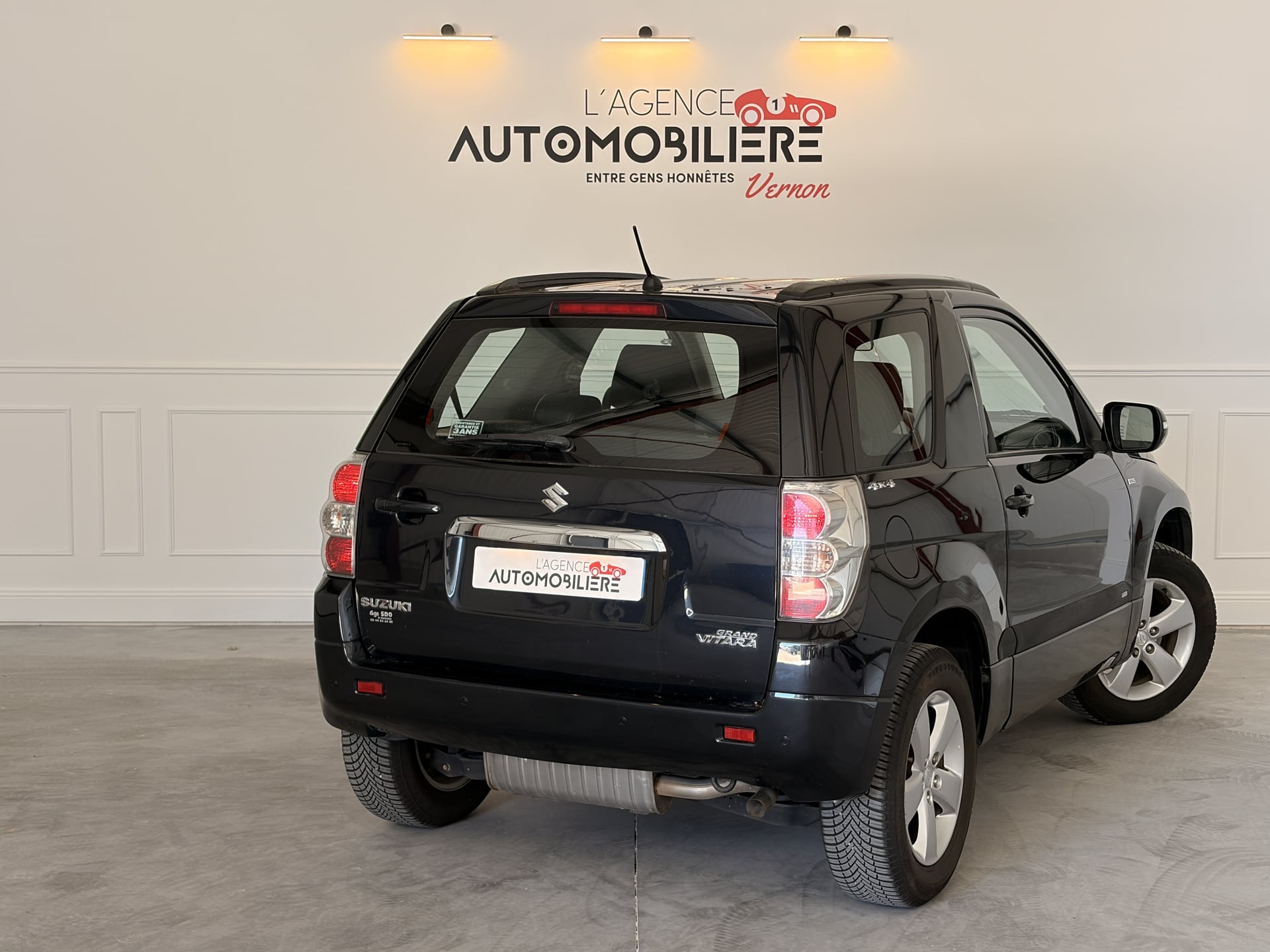 Suzuki Grand Vitara II 1.9 DDIS 130 SERIE SPECIALE URBAN 3P — 2
