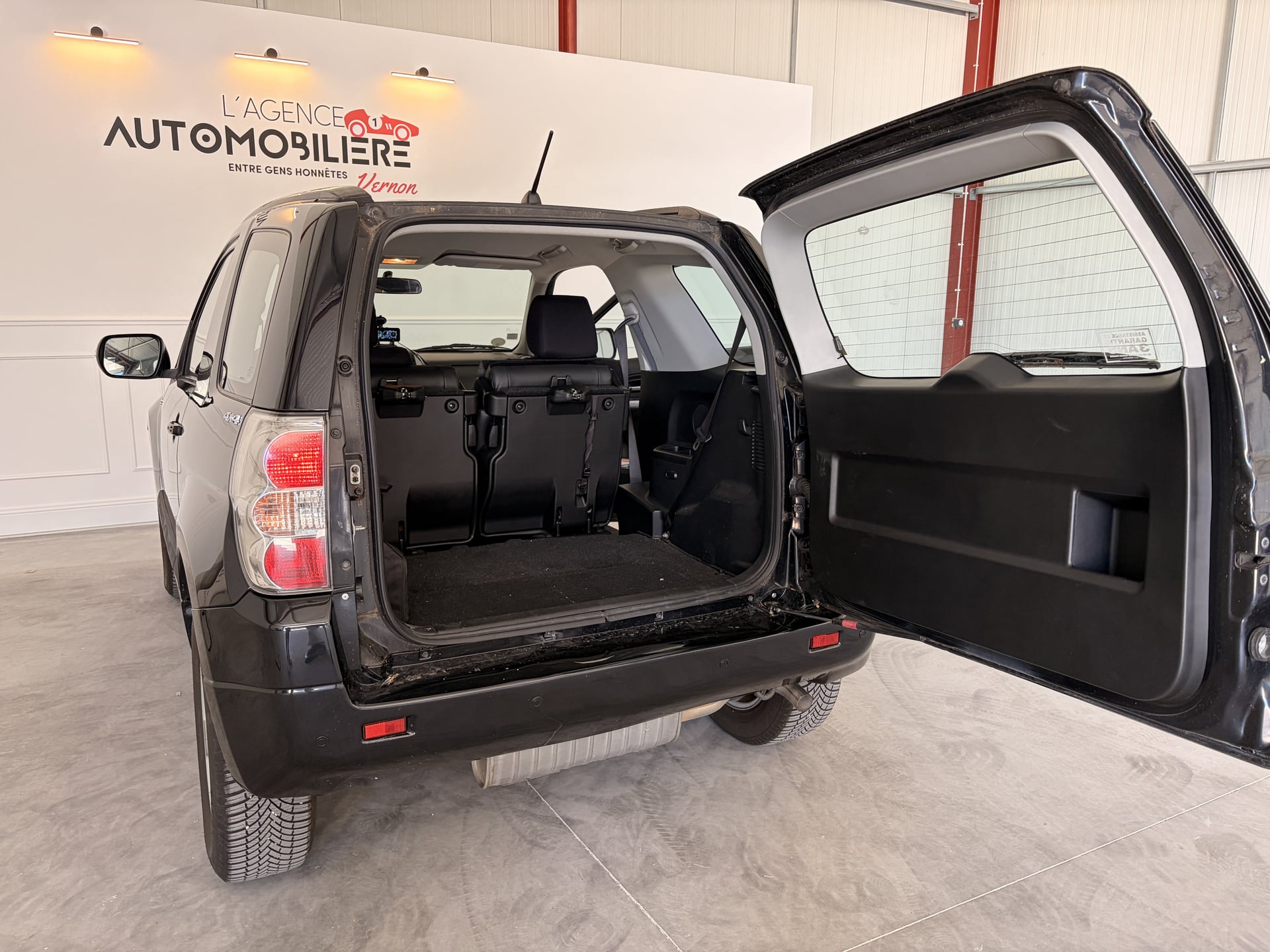 Suzuki Grand Vitara II 1.9 DDIS 130 SERIE SPECIALE URBAN 3P — 21
