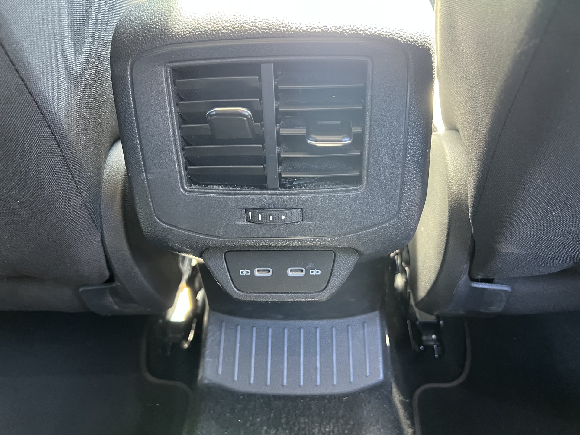 Volkswagen T-roc 2.0 TDI 16V DSG7 150 cv Boîte auto/ SUIVI COMPLET VW — 12