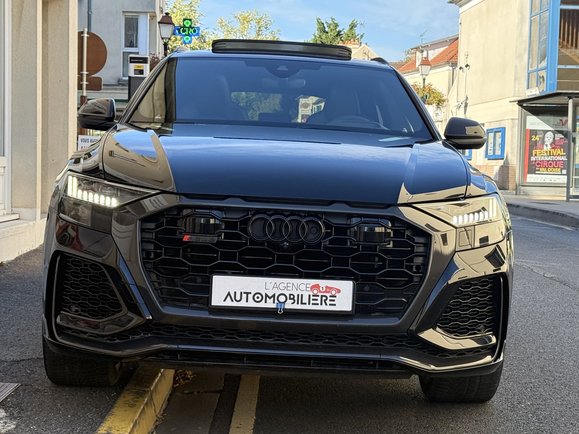 Audi RS Q8 Audi RSQ8 4.0 tfsi V8 600ch Quattro Pack Carbone-Full Black- Full Options! — 2