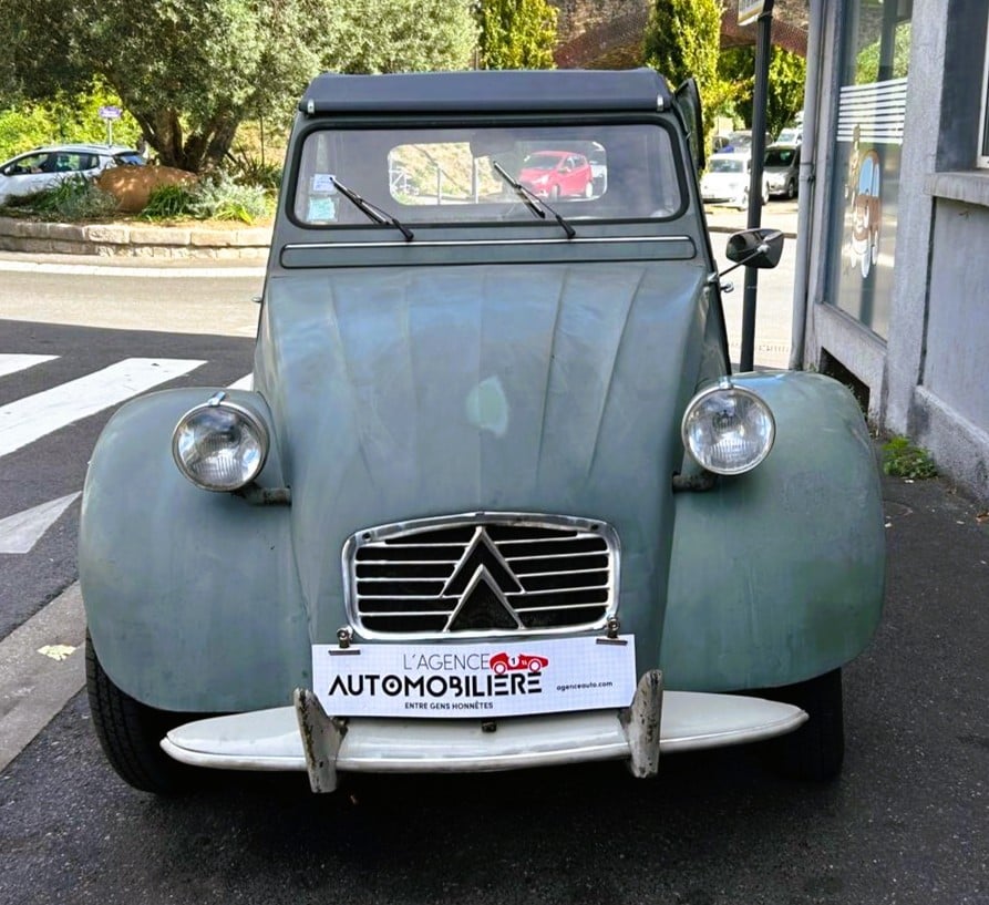 Citroen 2CV TYPE AZ — 2