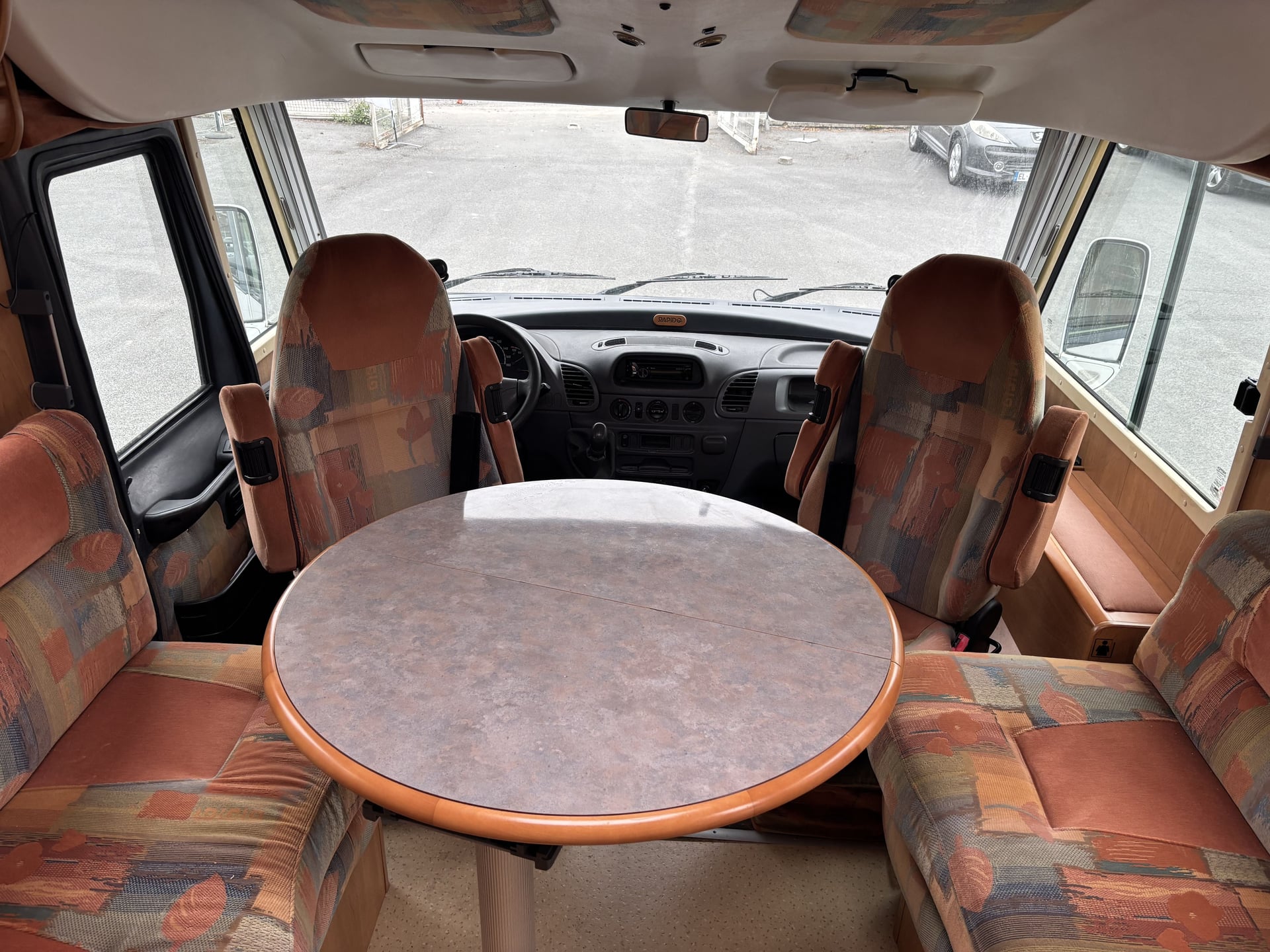 Rapido 986 M 316 CDI 40 2.7 D Châssis Cabine Long 156cv — 31
