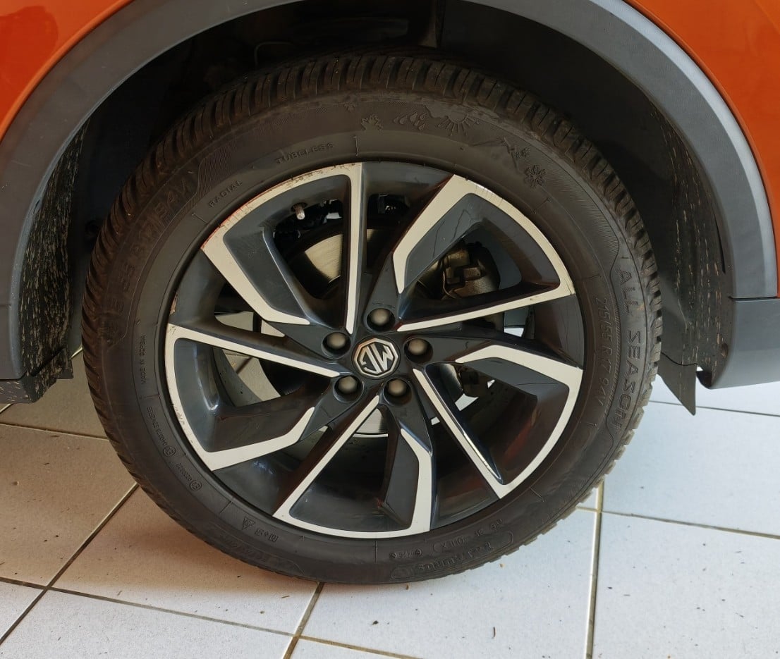 MG ZS MG ZS 1.5 VTI 106CV 2WD LUXURY CAMERA 360 INTERIEUR CUIR CHAUFFANT — 13
