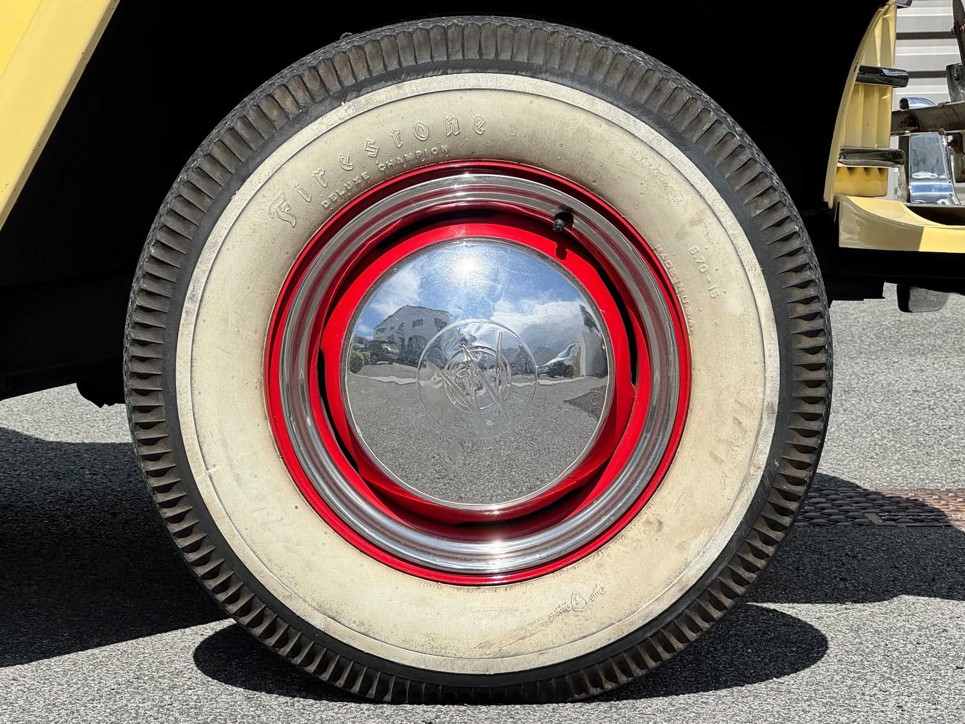Willys-Overland Jeepster 6 cylindres - 1950 - Série VJ — 40