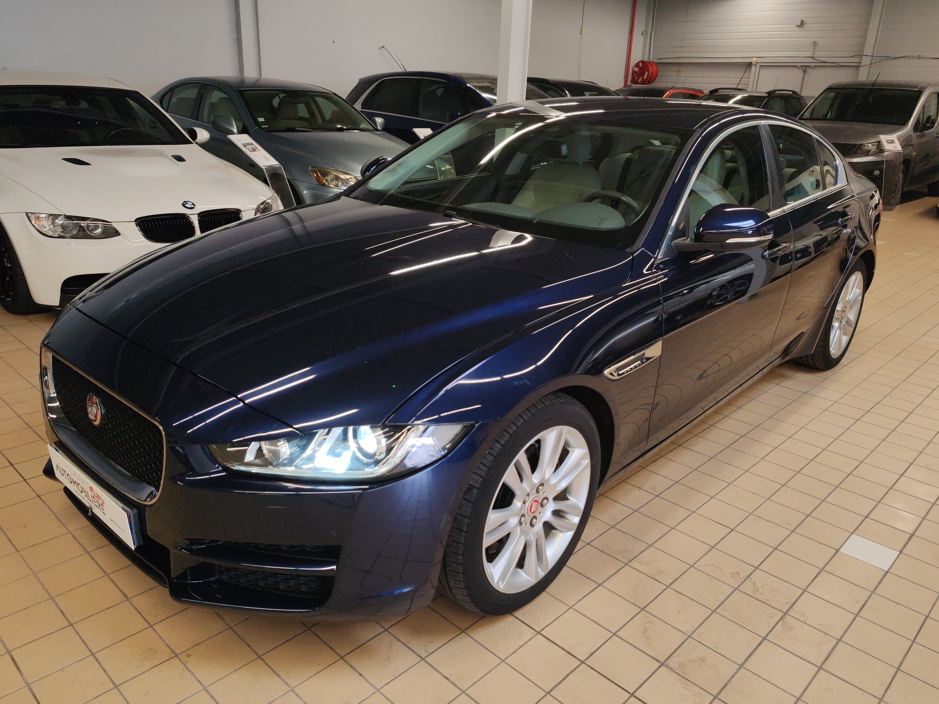 Jaguar XE XE 2.0D 180ch Prestige BVA8