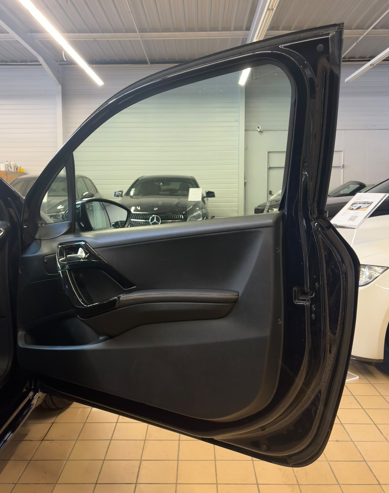 Peugeot 208 1.6 BlueHDi 120ch XY 3p — 21