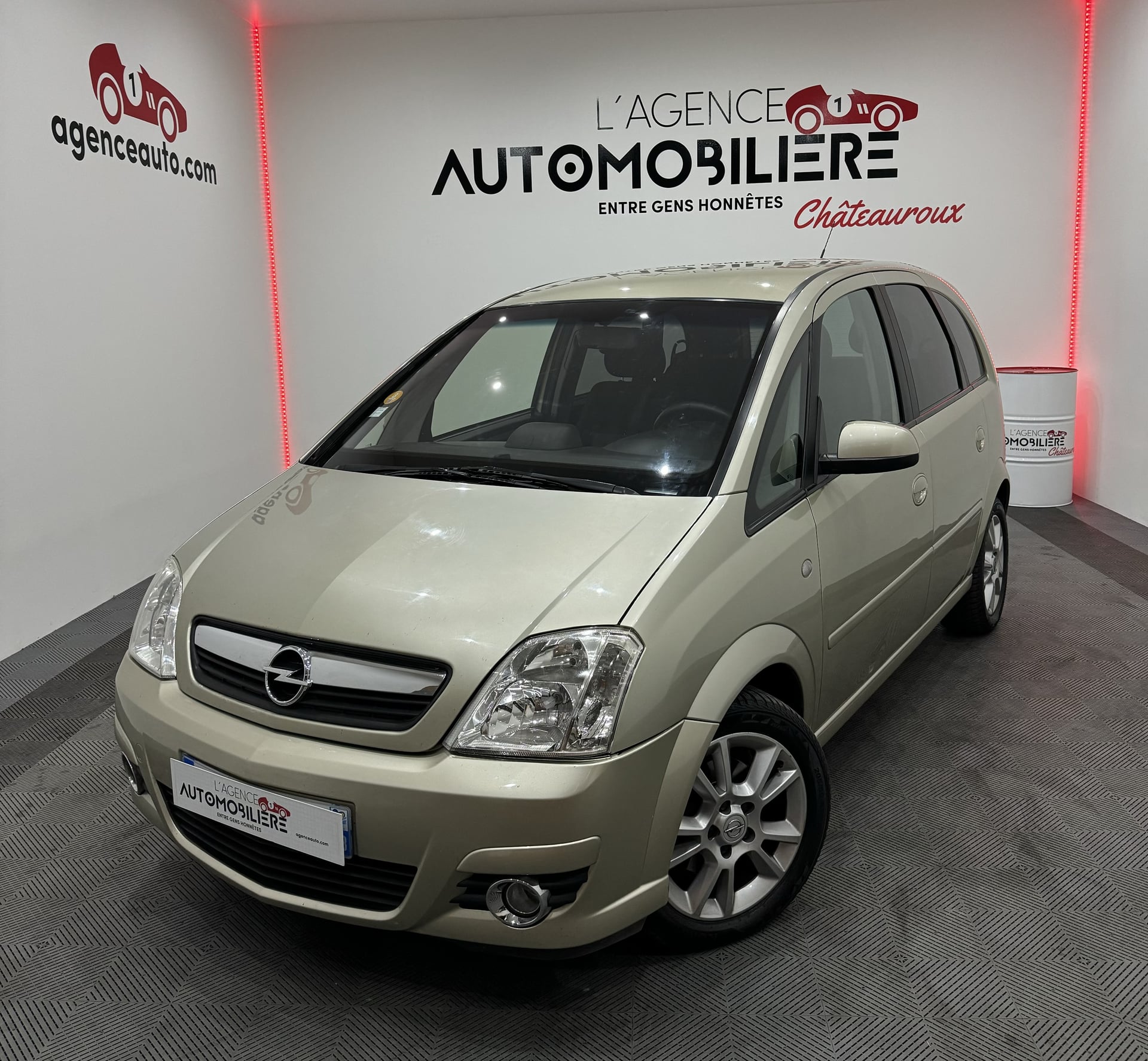 Opel Meriva ENJOY 1.7 CDTI 100CV BVM5 ORDINATEUR BORD/JANTES ALU/AUTO RADIO CD/CENTRALISATION DES PORTES/CLIM AUTO/RADAR RECUL
