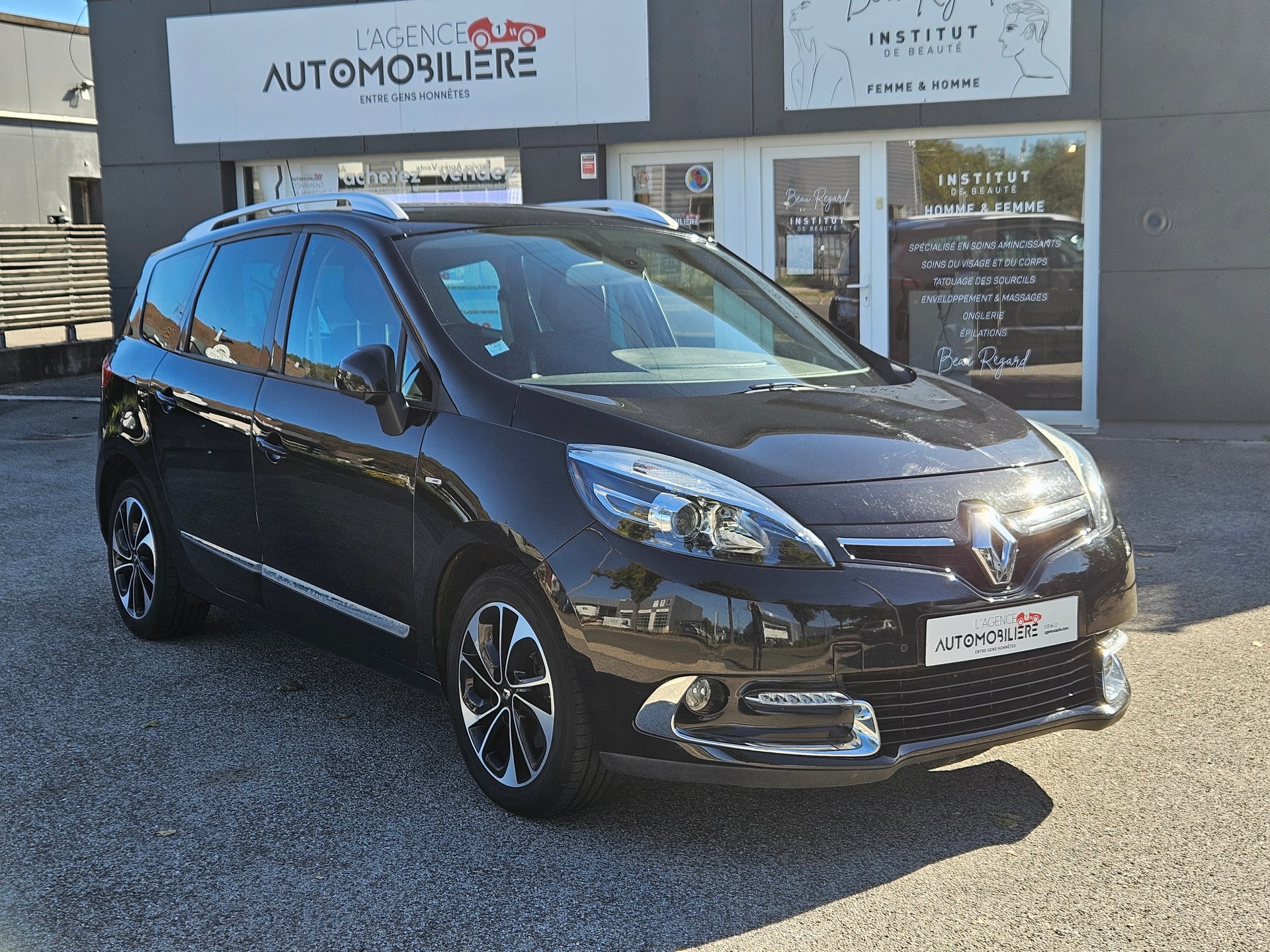 Renault Grand Scenic 1.6 DCI 130 CH BOSE EDITION - 7 Places ( Caméra - Attelage..)