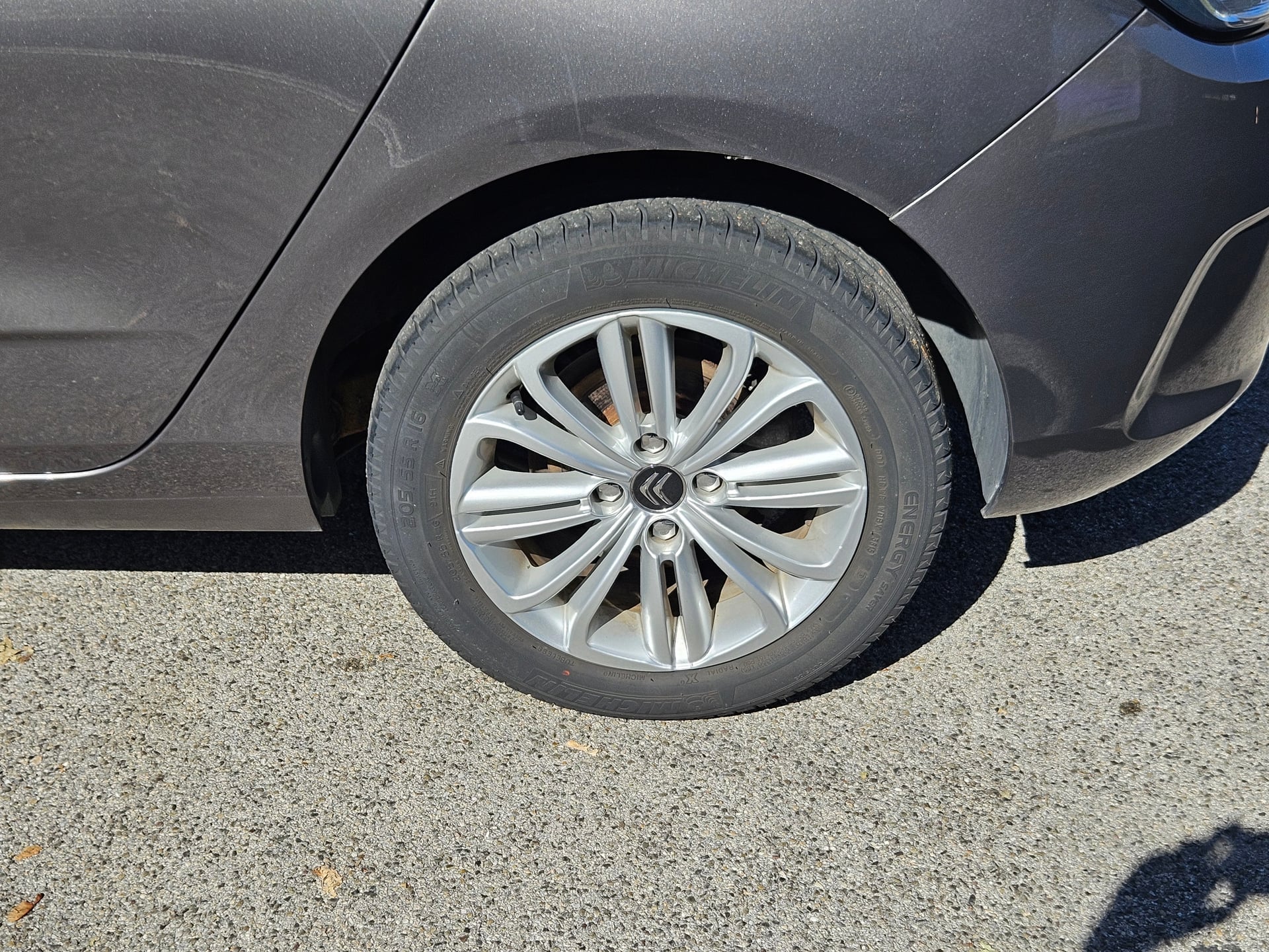 Citroen C4 1.2 Puretech 110 ch FEEL — 24