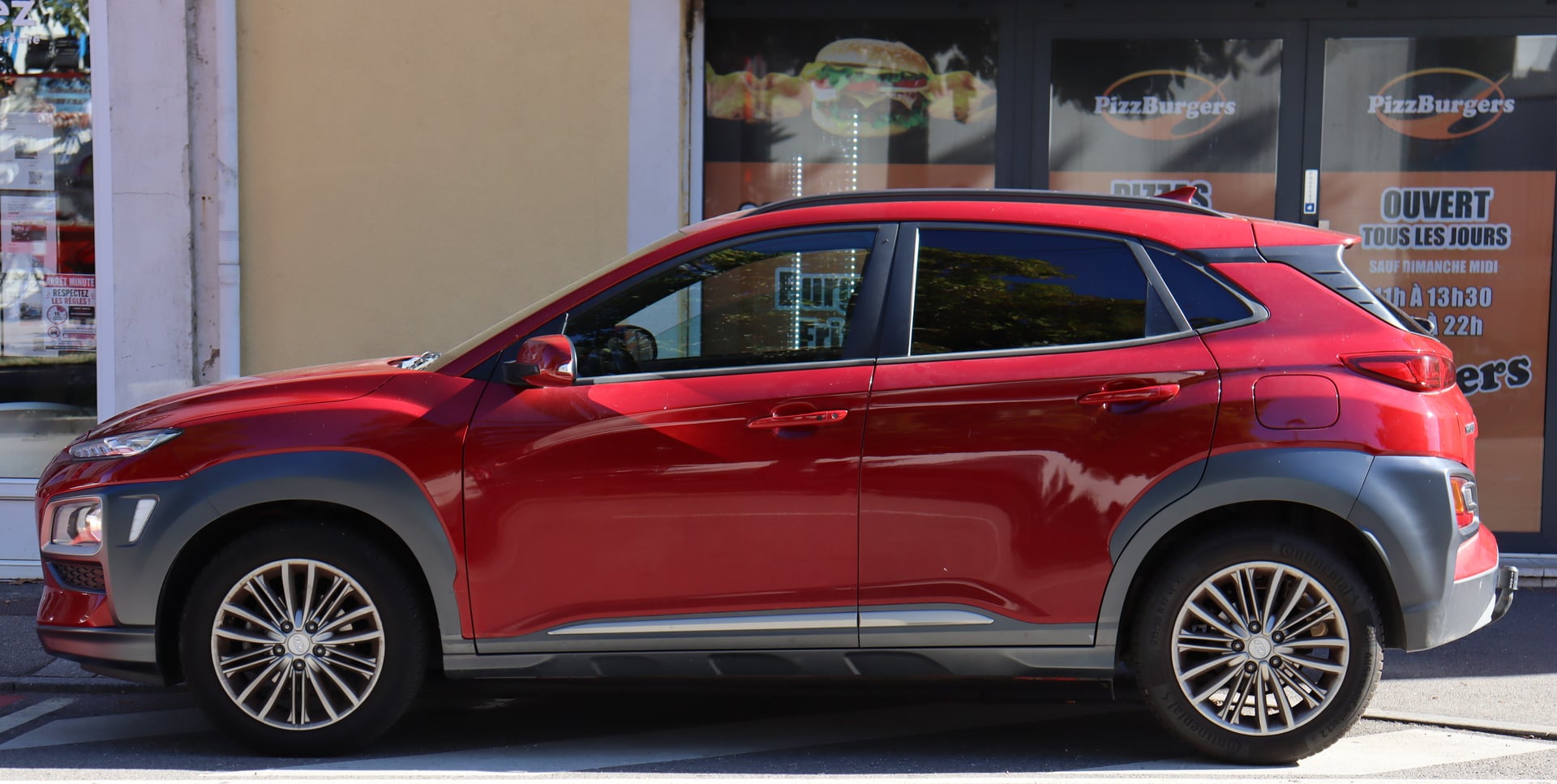 Hyundai KONA 1.0 T-GDi 120 Créative BVM (Attelage, CarPlay, Caméra) — 2