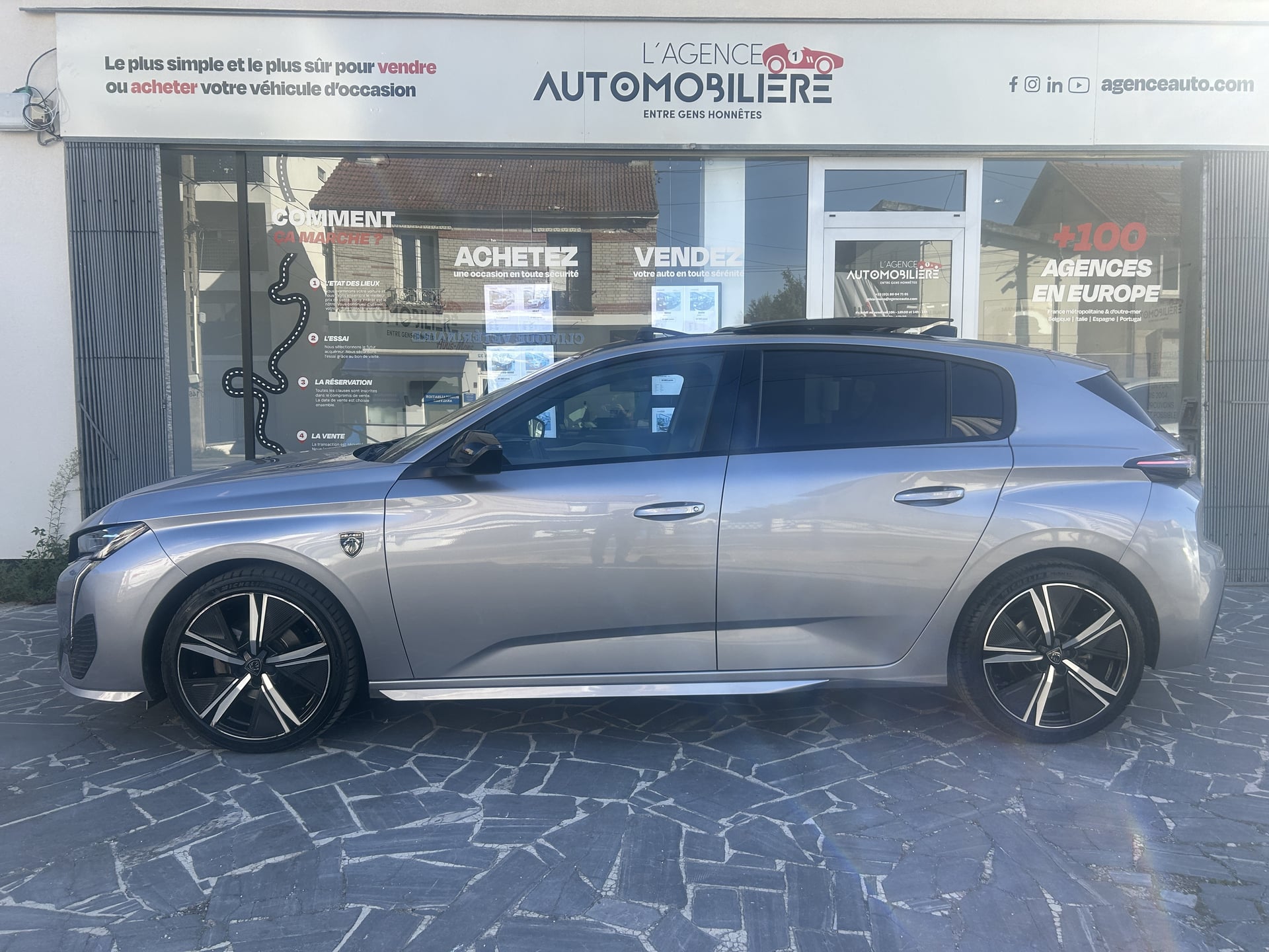 Peugeot 308 GT 130CH EAT8 - TOIT OUVRANT - SUIVI COMPLET — 2