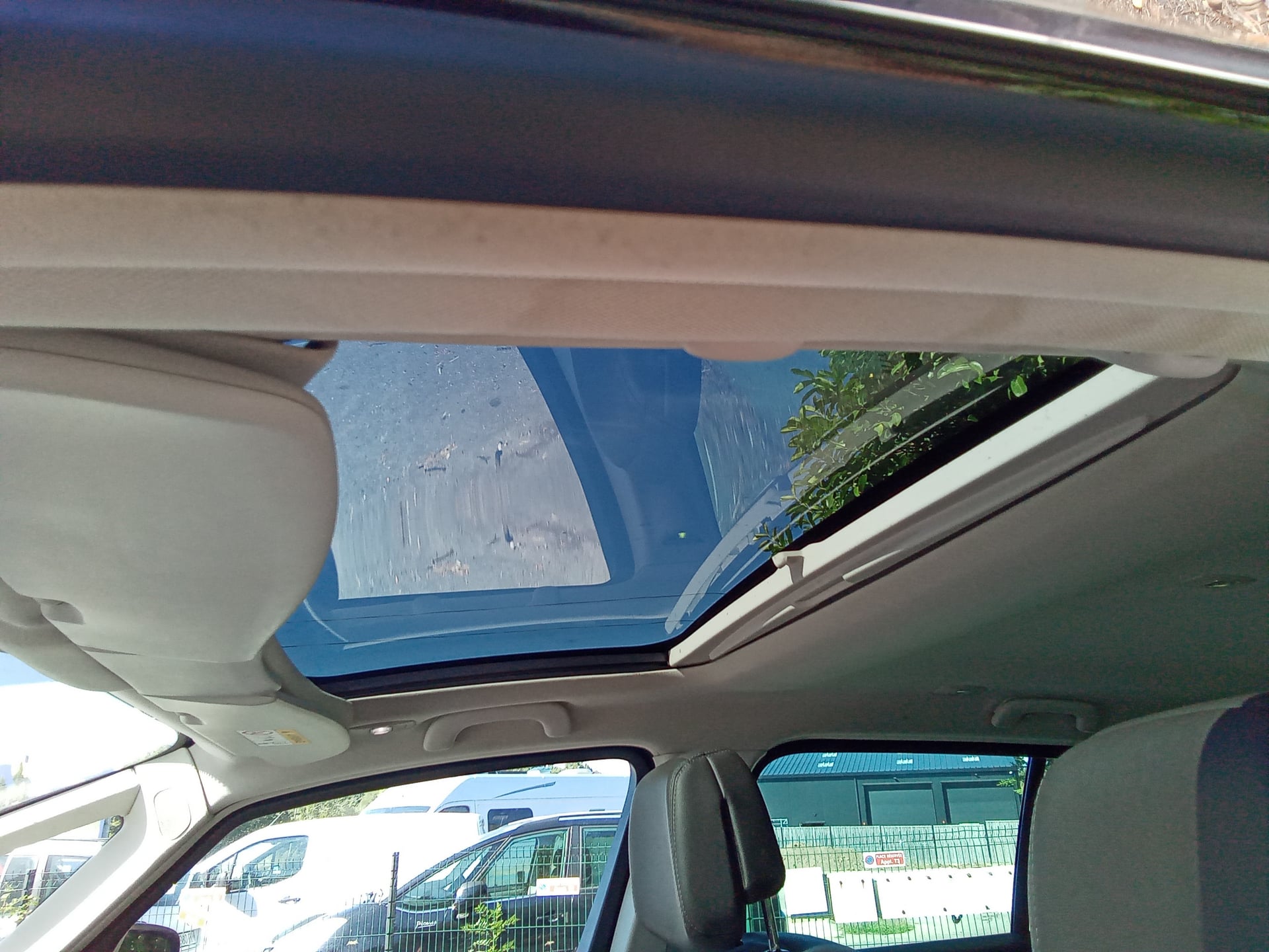 Renault Espace V 1.6 DCI 160 EDC ZEN 7 PLACES — 27