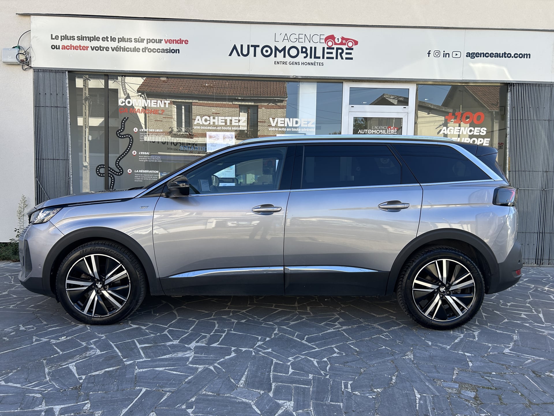 Peugeot 5008 GT PACK 180CH - SUIVI COMPLET - PREMIERE MAIN — 2