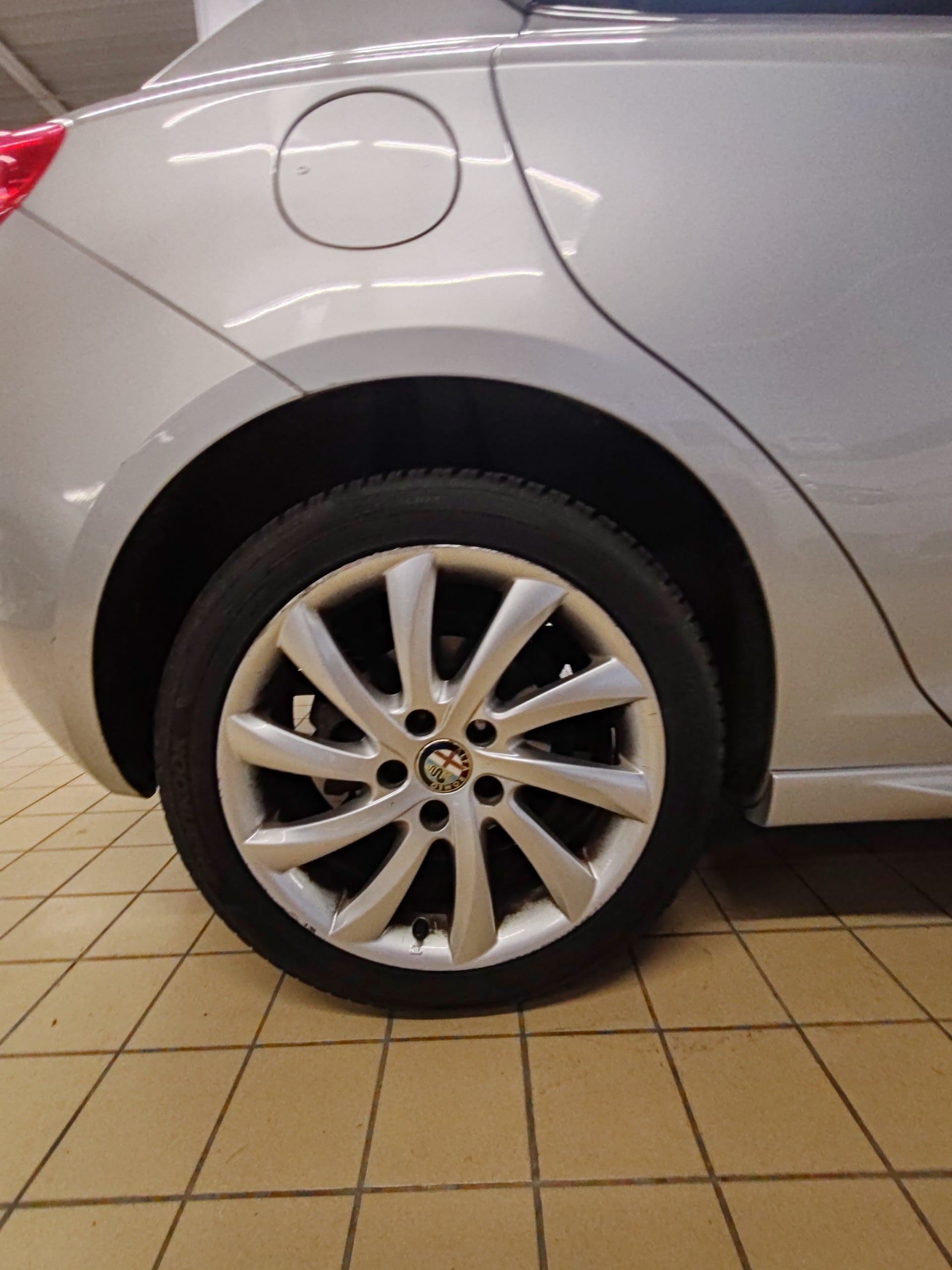 Alfa Romeo Giulietta Giulietta 2.0 JTDm140 Super — 23