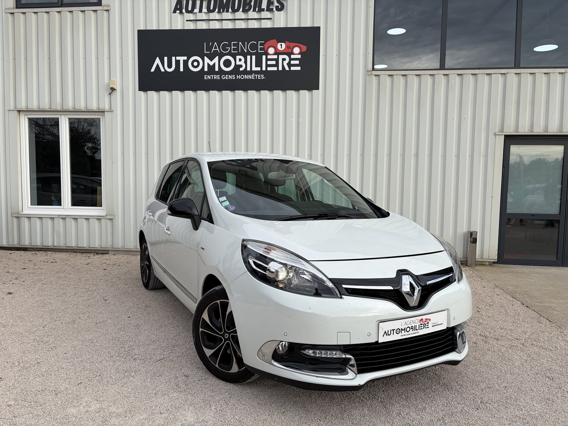 Renault Scenic III 1.2 TCe - 130 BOSE