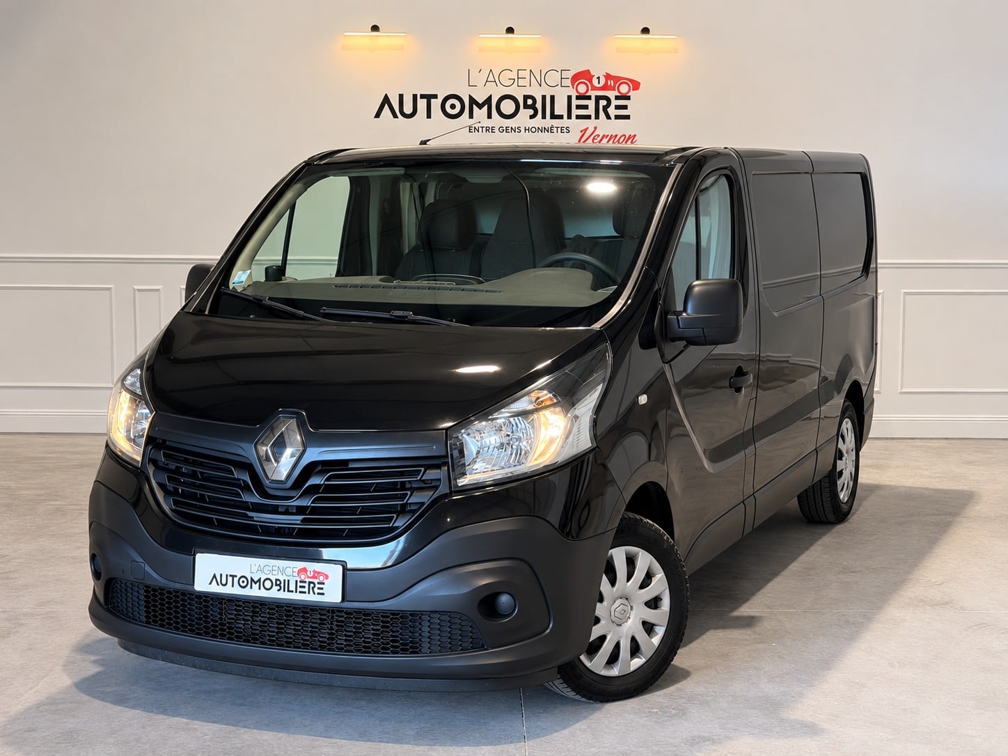 Renault Trafic III FOURGON TOLE GRAND CONFORT L2H1 1300 ENERGY DCI 125 + ATTELAGE
