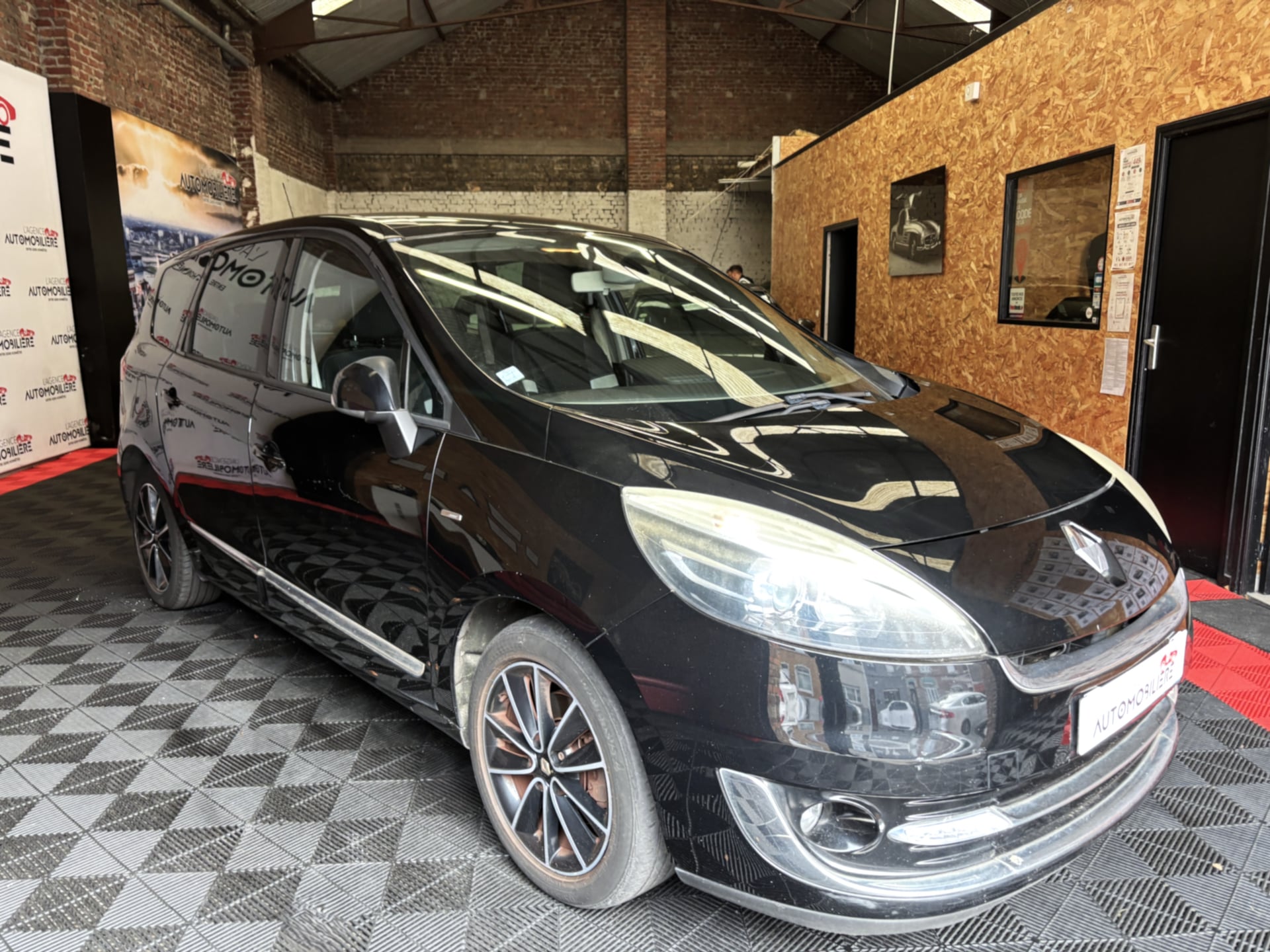 Renault Grand Scenic Phase 2 1.6 dCi FAP Energy eco2 130 cv — 2