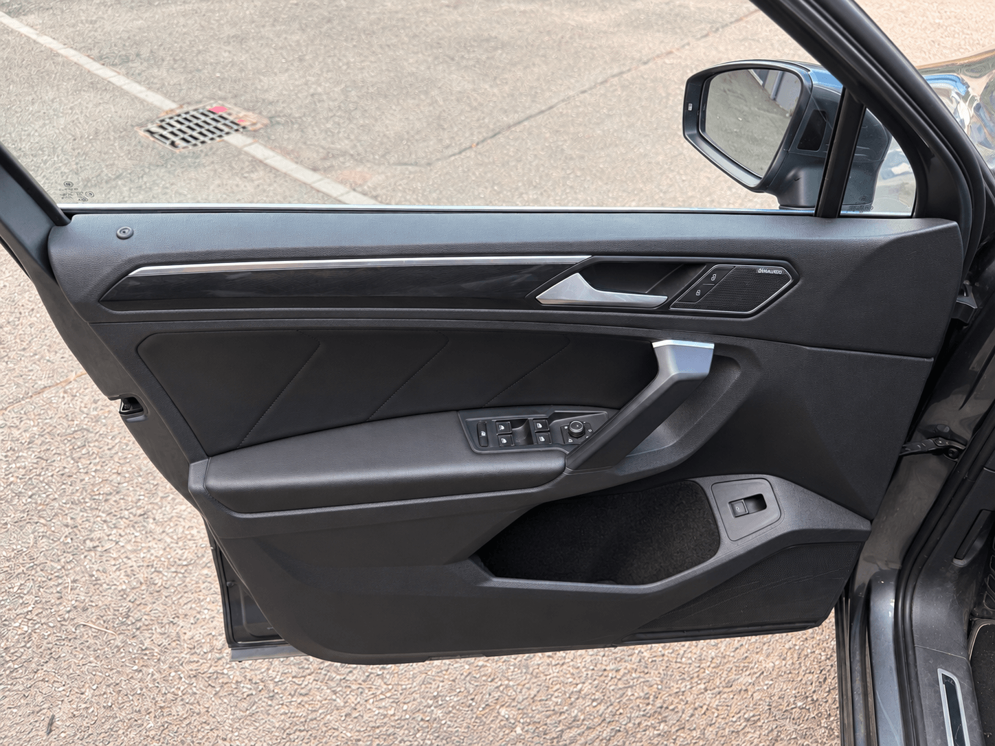 Volkswagen Tiguan 2.0 TDI Carat Exclusive — 30
