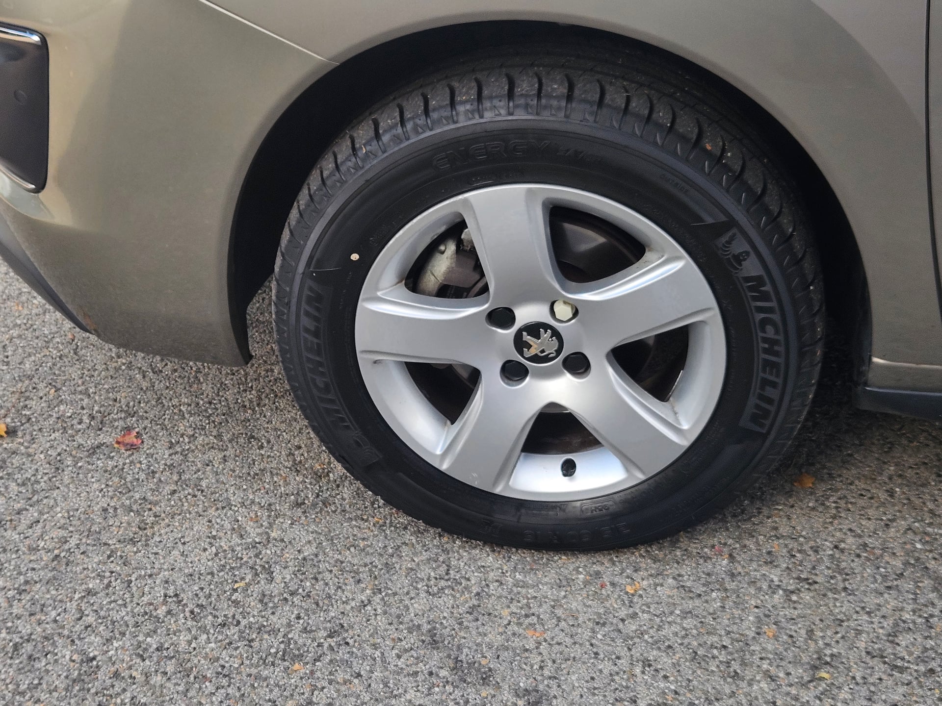 Peugeot 3008 1.2 puretech 130 Allure — 31