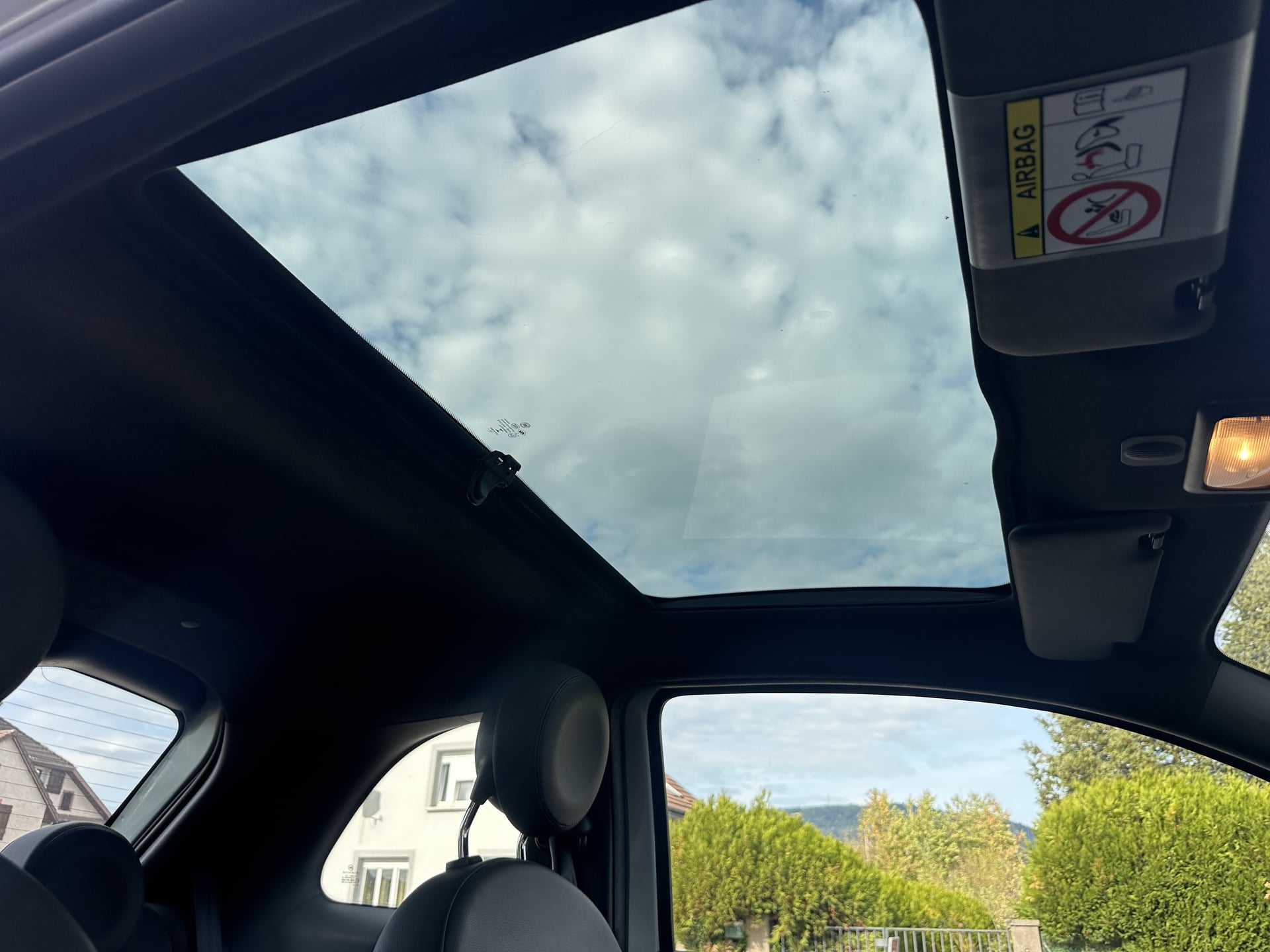 Fiat 500 1.0 BSG Mhd 69 ch Launch Edition — 34