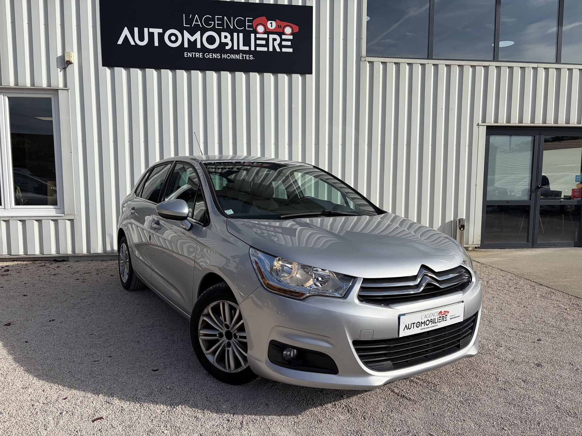 Citroen C4 1.2 VTI - 130cv MILLENIUM II