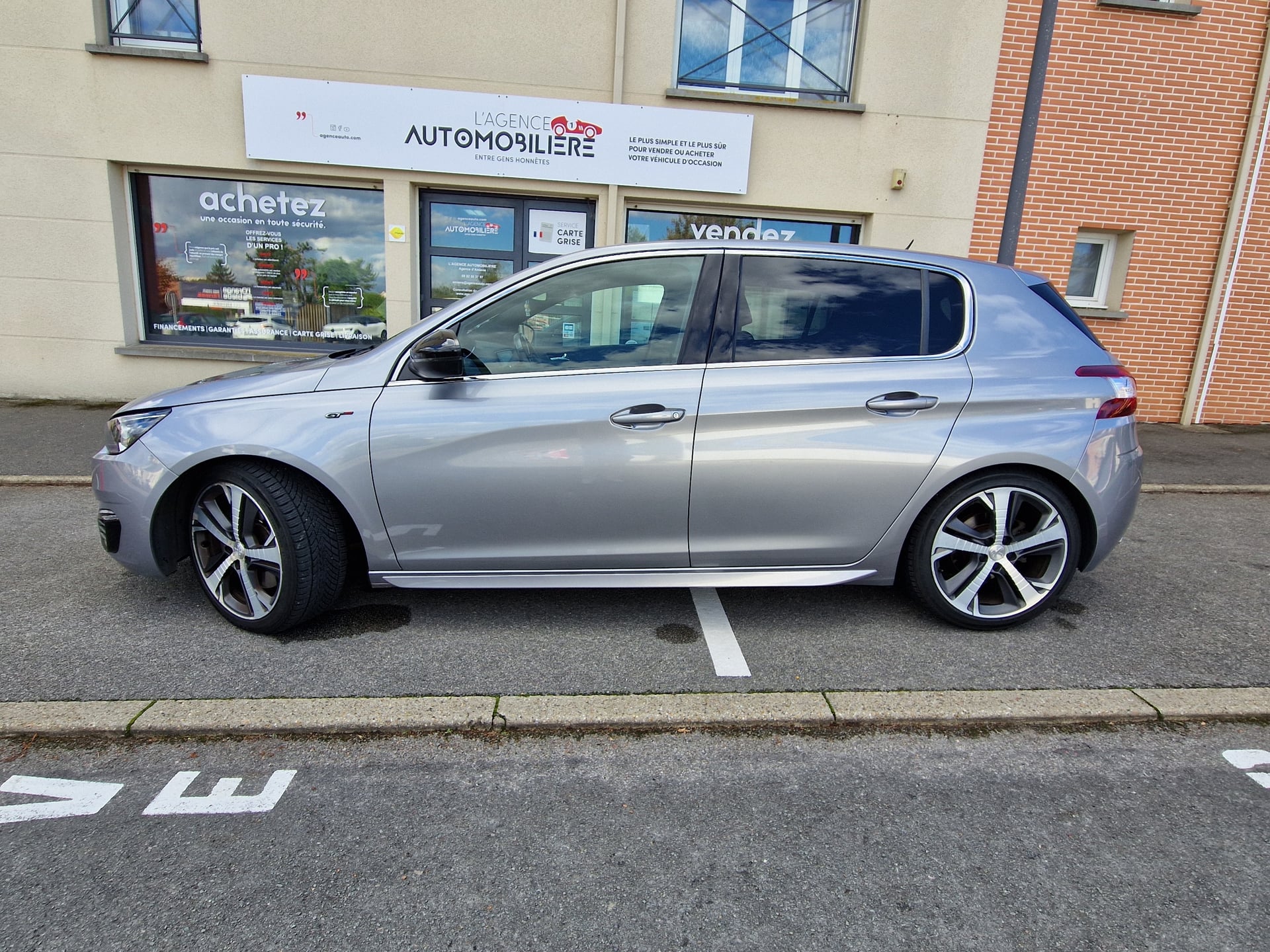 Peugeot 308 II 2.0 BLUEHDI 180 S&S EAT6 GT — 2