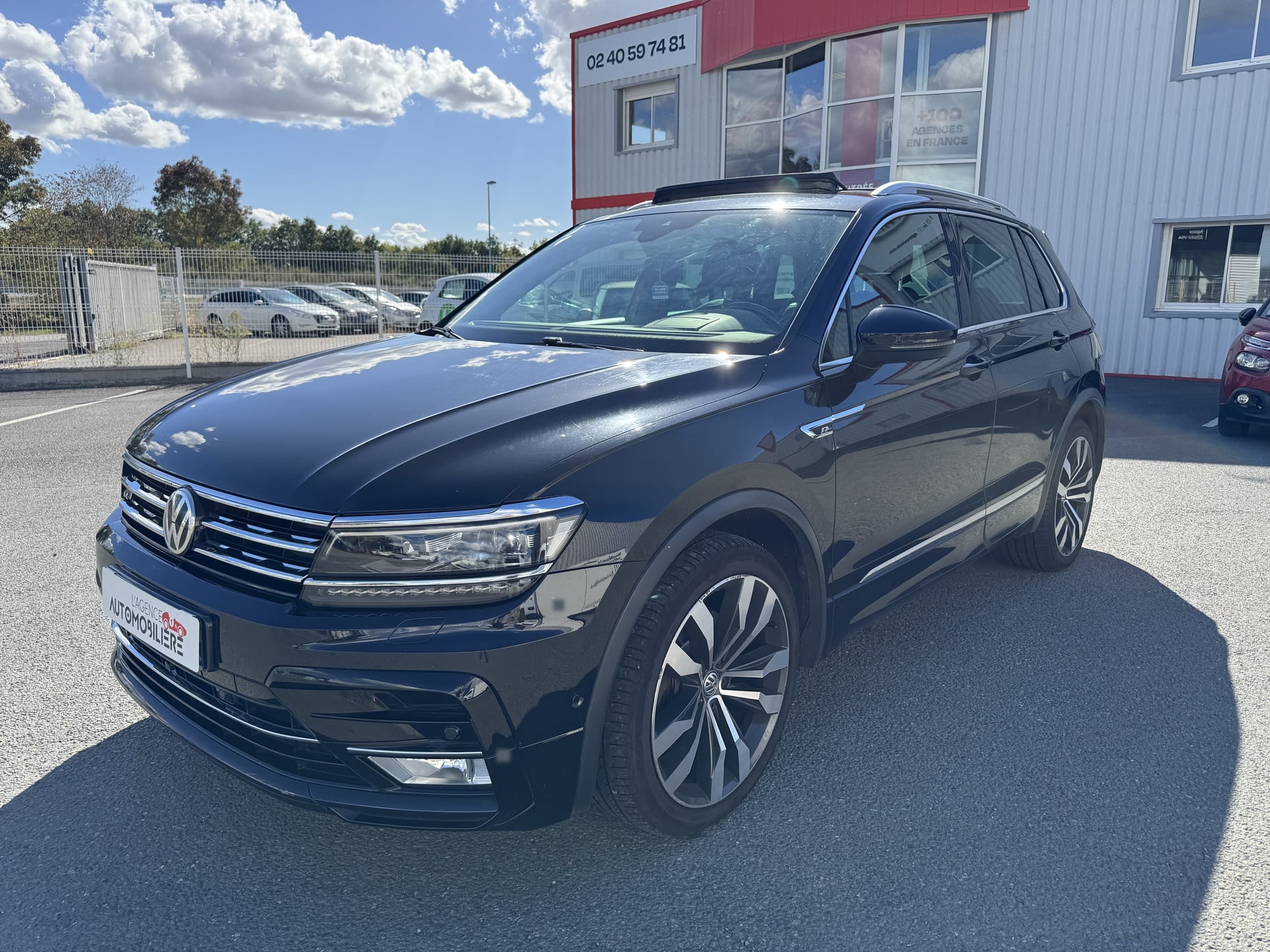 Volkswagen Tiguan 2.0 TDI 190 DSG7 4MOTION CARAT EXCLUSIVE | PACK R-LINE | DYNAUDIO / TOIT OUVRANT / ATTELAGE | GARANTIE 12 MOIS