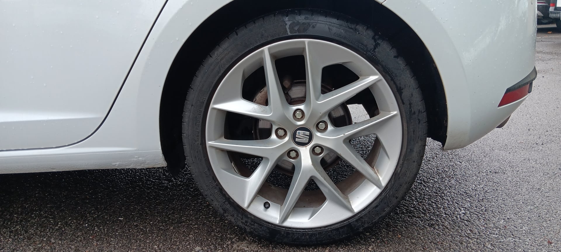 Seat Leon 2.0 TDI 16V DSG6 150 cv — 25