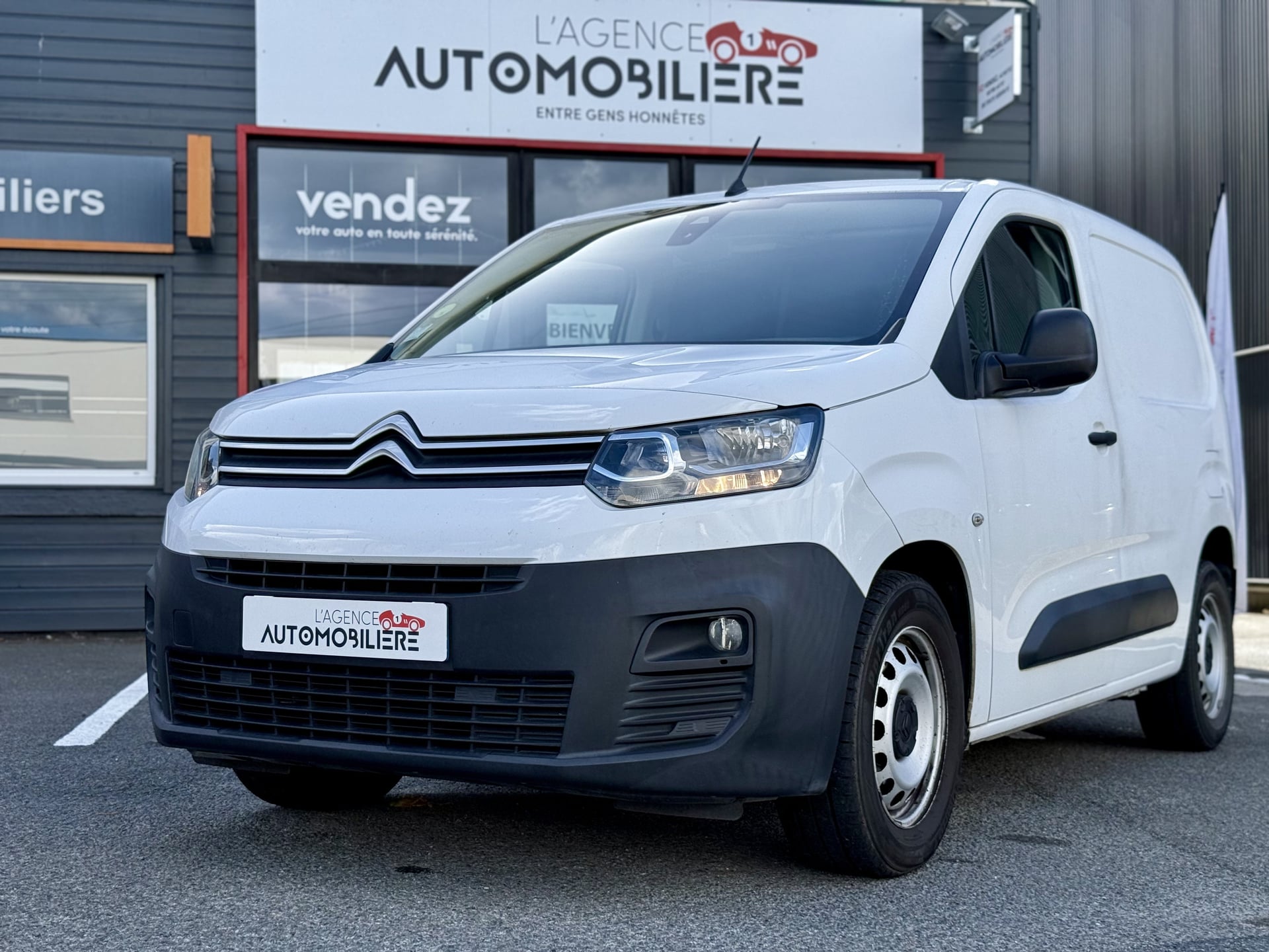 Citroen Berlingo GENERATION-III FOURGON 1.5 BLUEHDI 130 1000KG M L1 CLUB EAT BVA START-STOP — 34